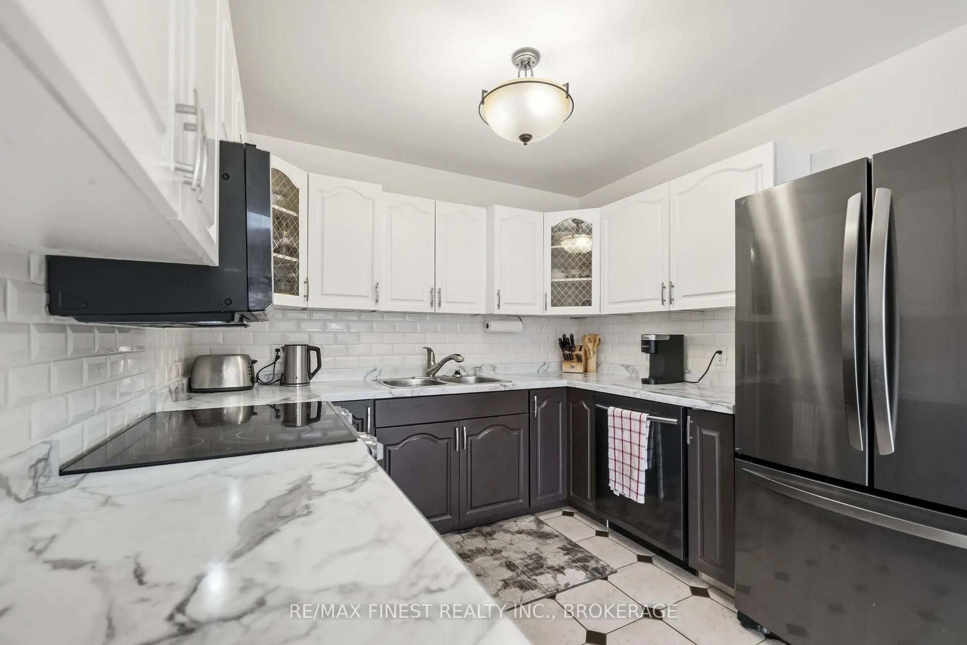 Photo 13 of 1779 Floyd Avenue, Kingston, City North of 401 — HOMEH