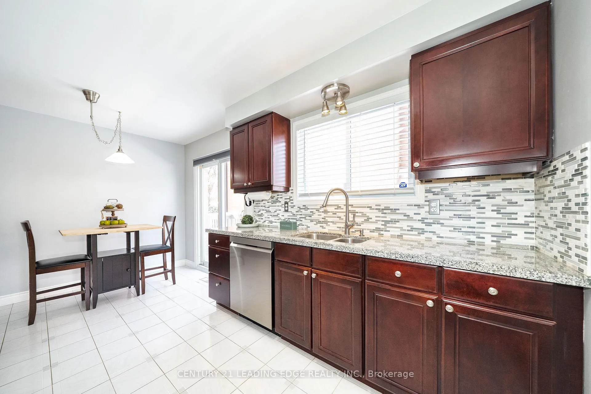 Photo 11 of 2 Bryant Road, Markham, Markham Village — HOMEH