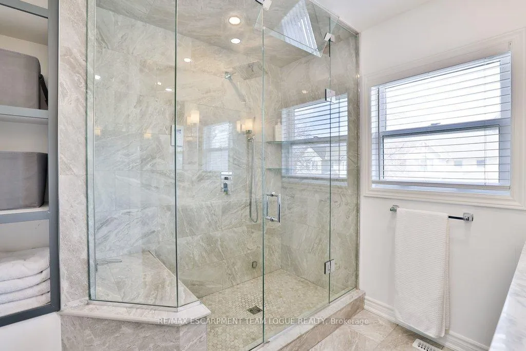 Photo 28 of 2189 Woodglen Crescent, Burlington, Orchard — HOMEH