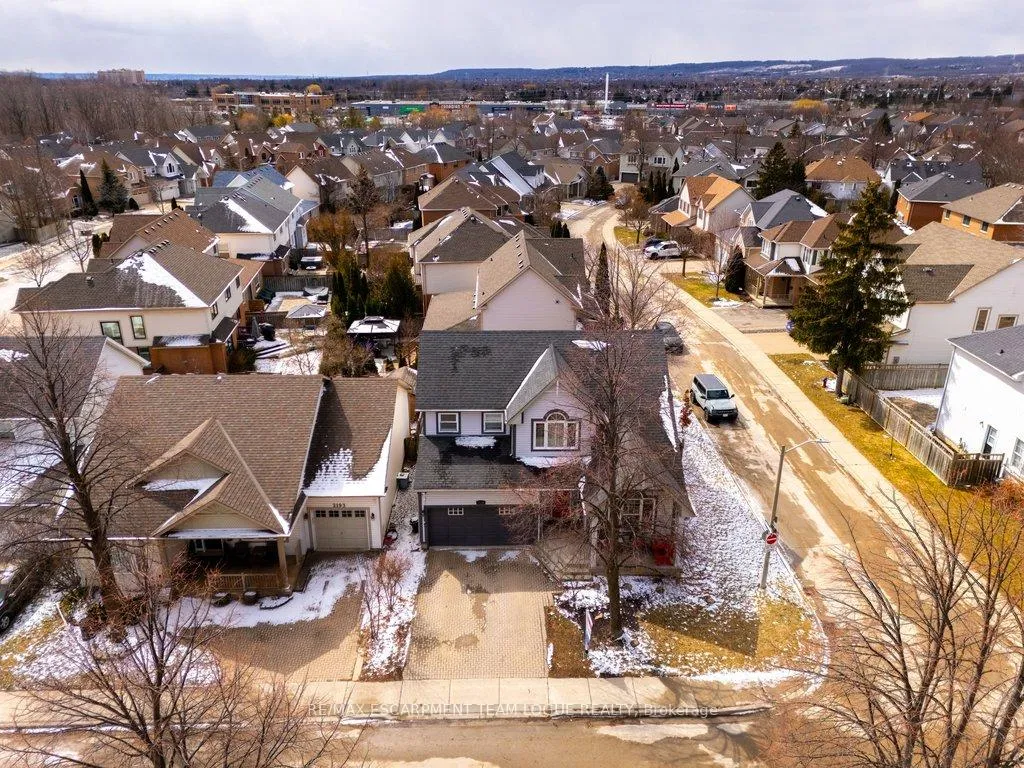 Photo 48 of 2189 Woodglen Crescent, Burlington, Orchard — HOMEH