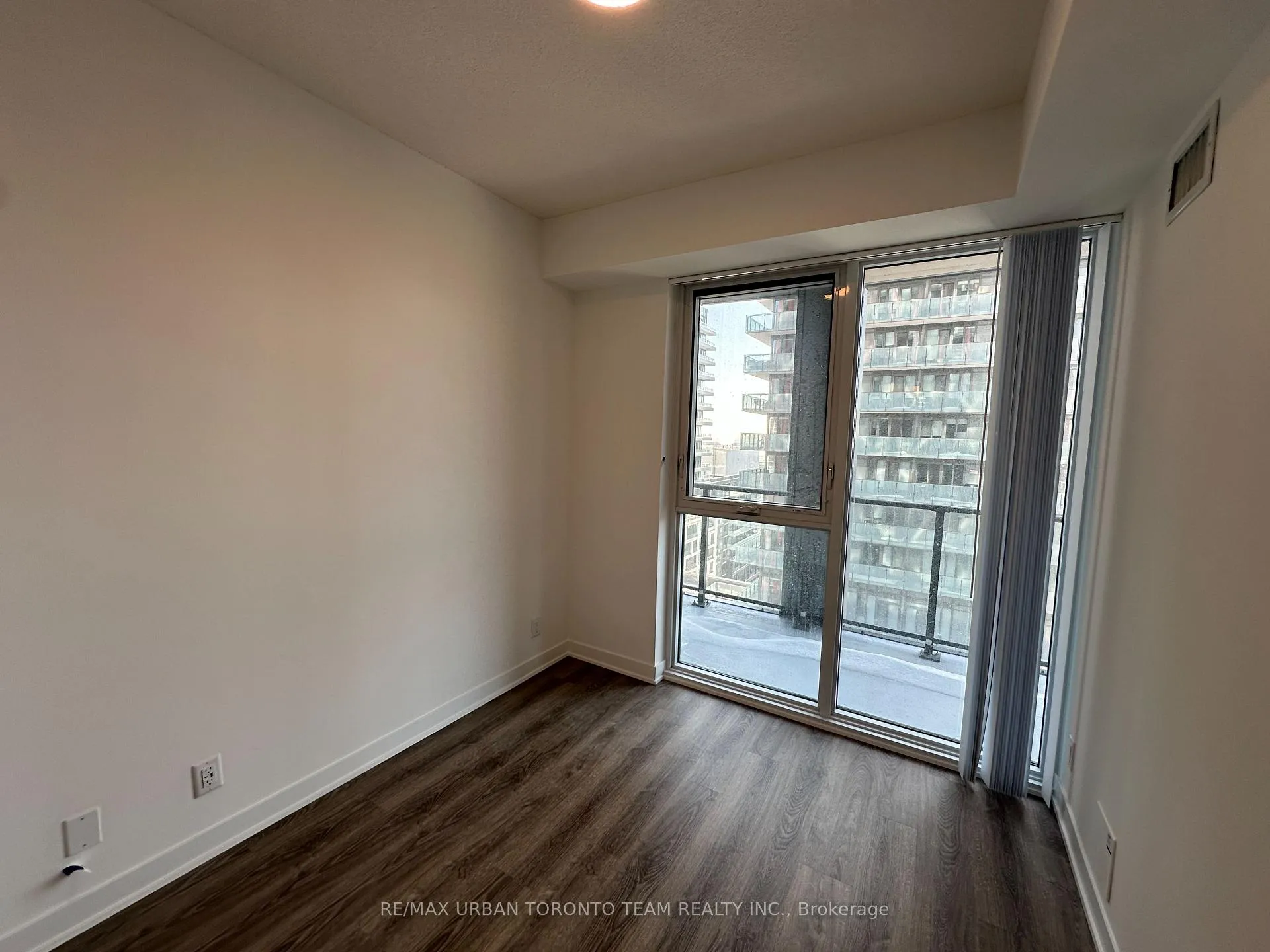 Photo 8 of Unit 2709, 180 Front Street E, Toronto, Moss Park — HOMEH
