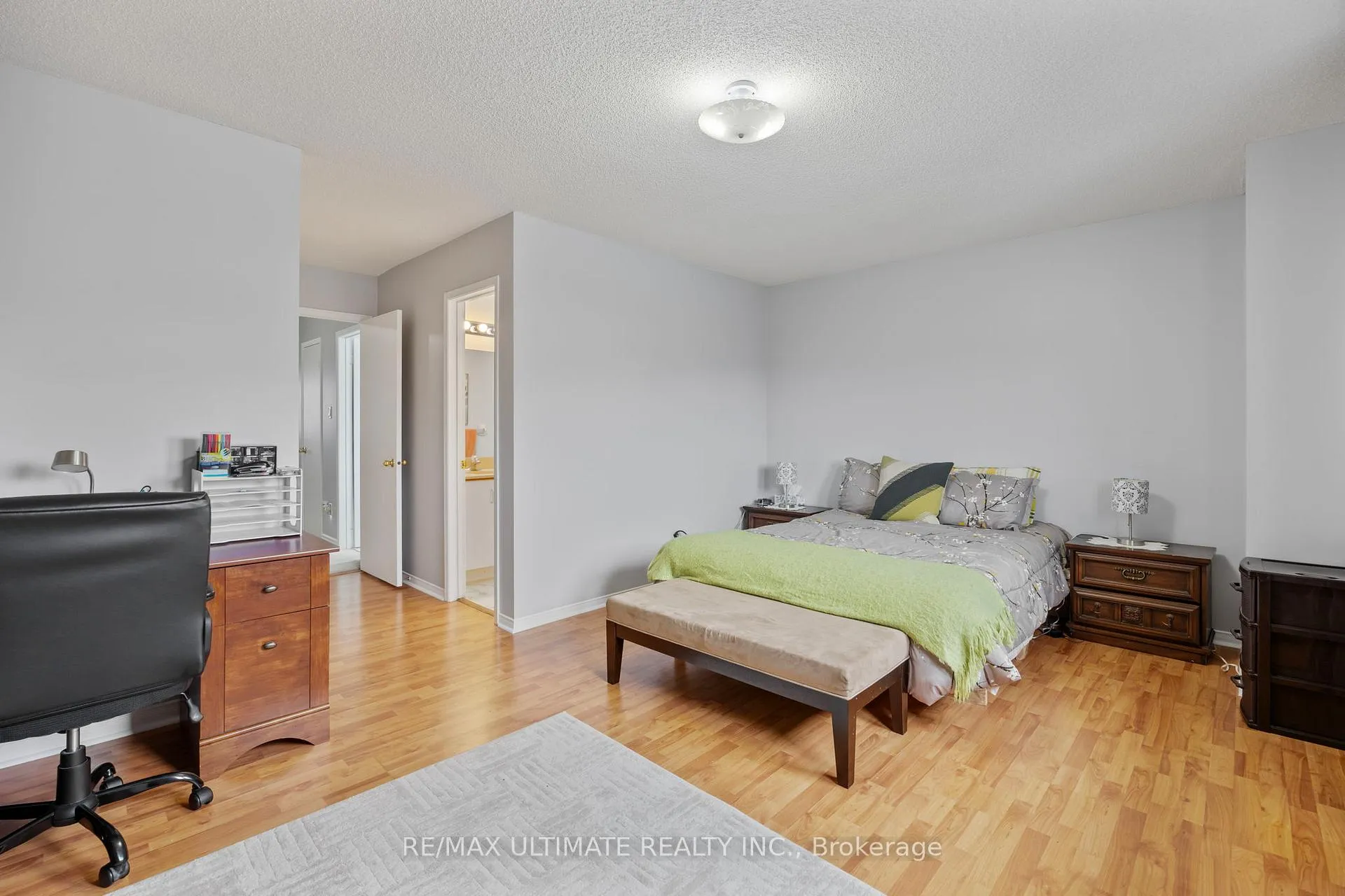 Photo 24 of 154 Toba Crescent, Brampton, Heart Lake East — HOMEH