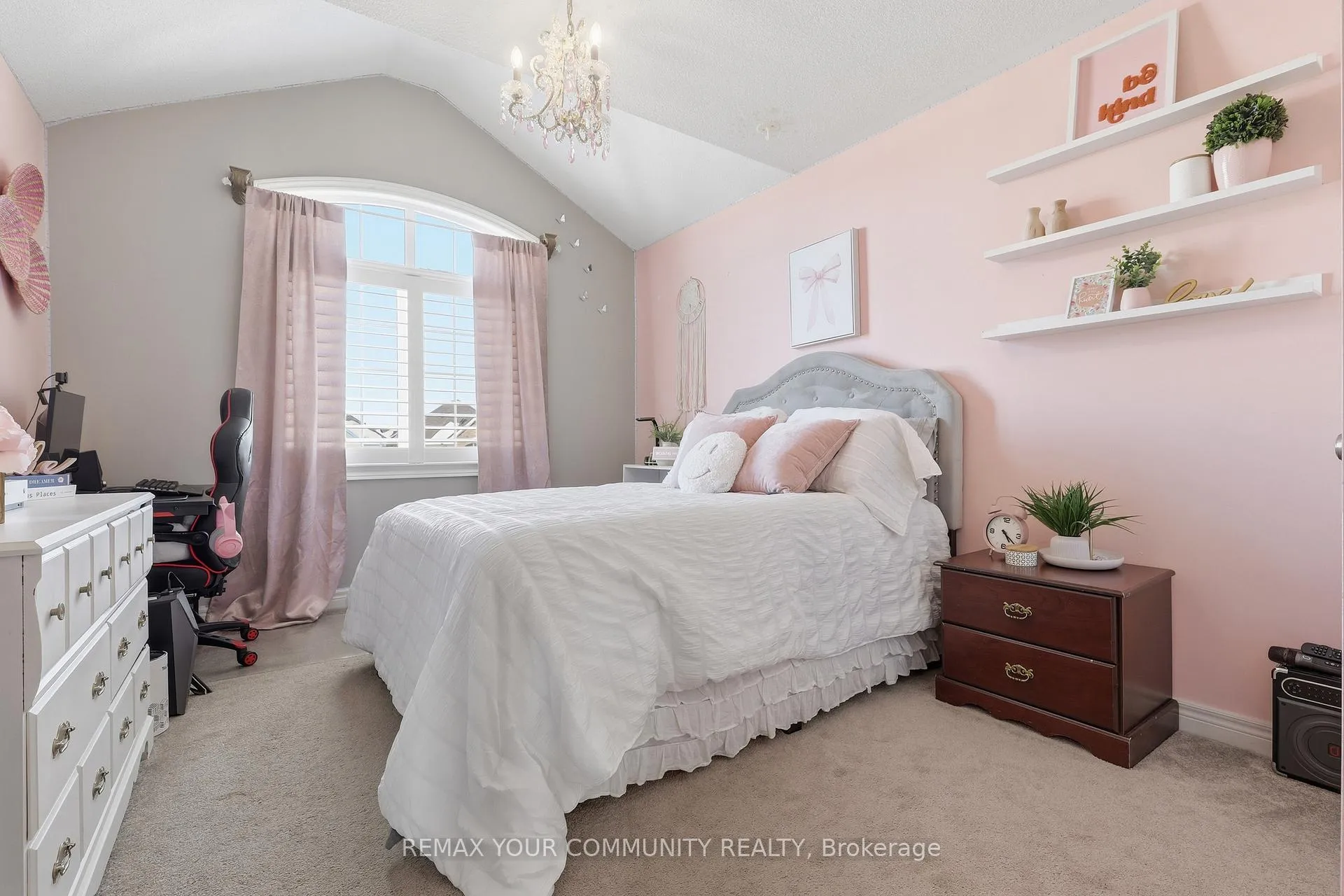 Photo 13 of 21 McCabe Lane, New Tecumseth, Tottenham — HOMEH
