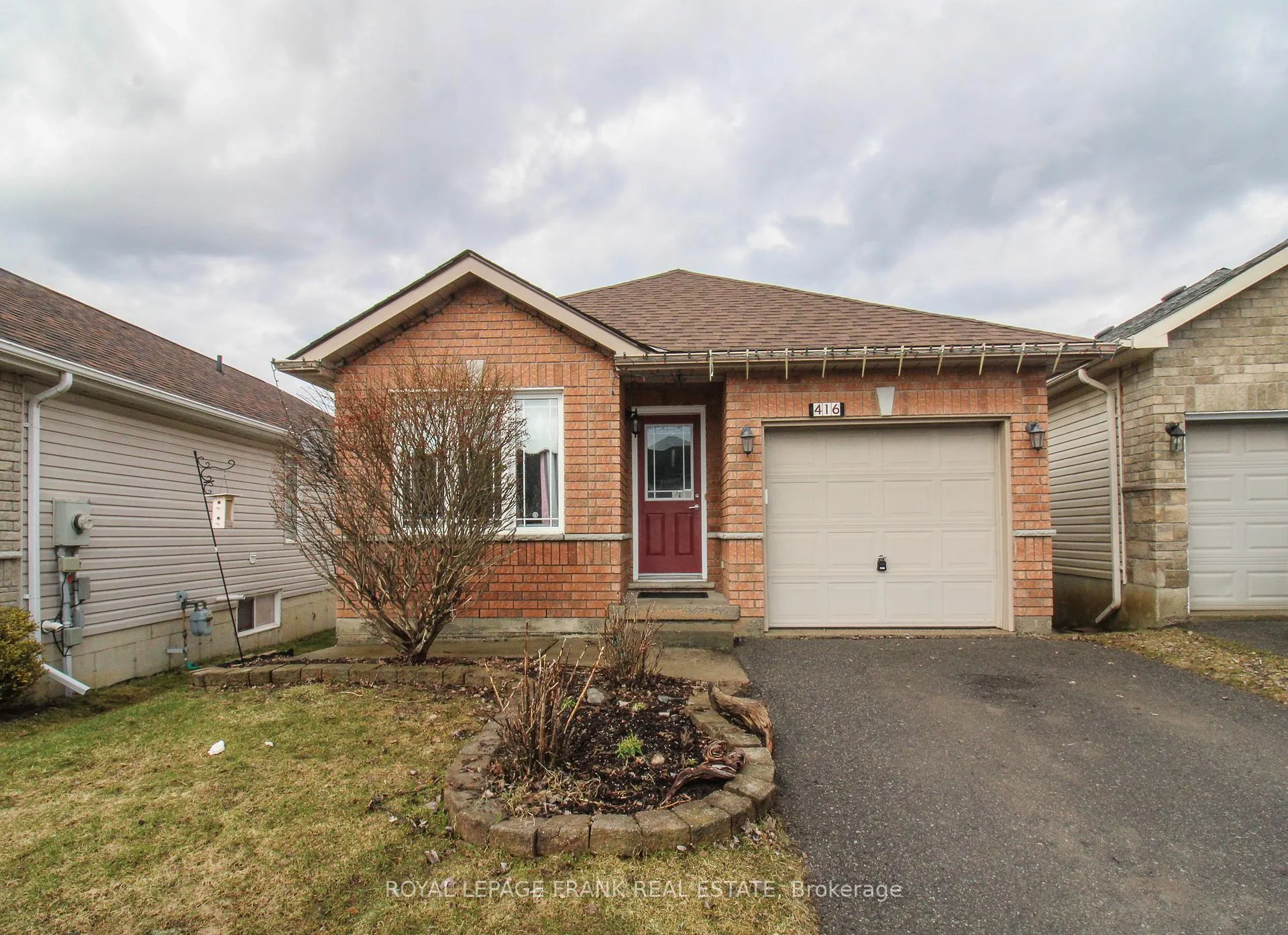 Photo 1 of 416 Abound Crescent, Peterborough, Ashburnham Ward 4 — HOMEH