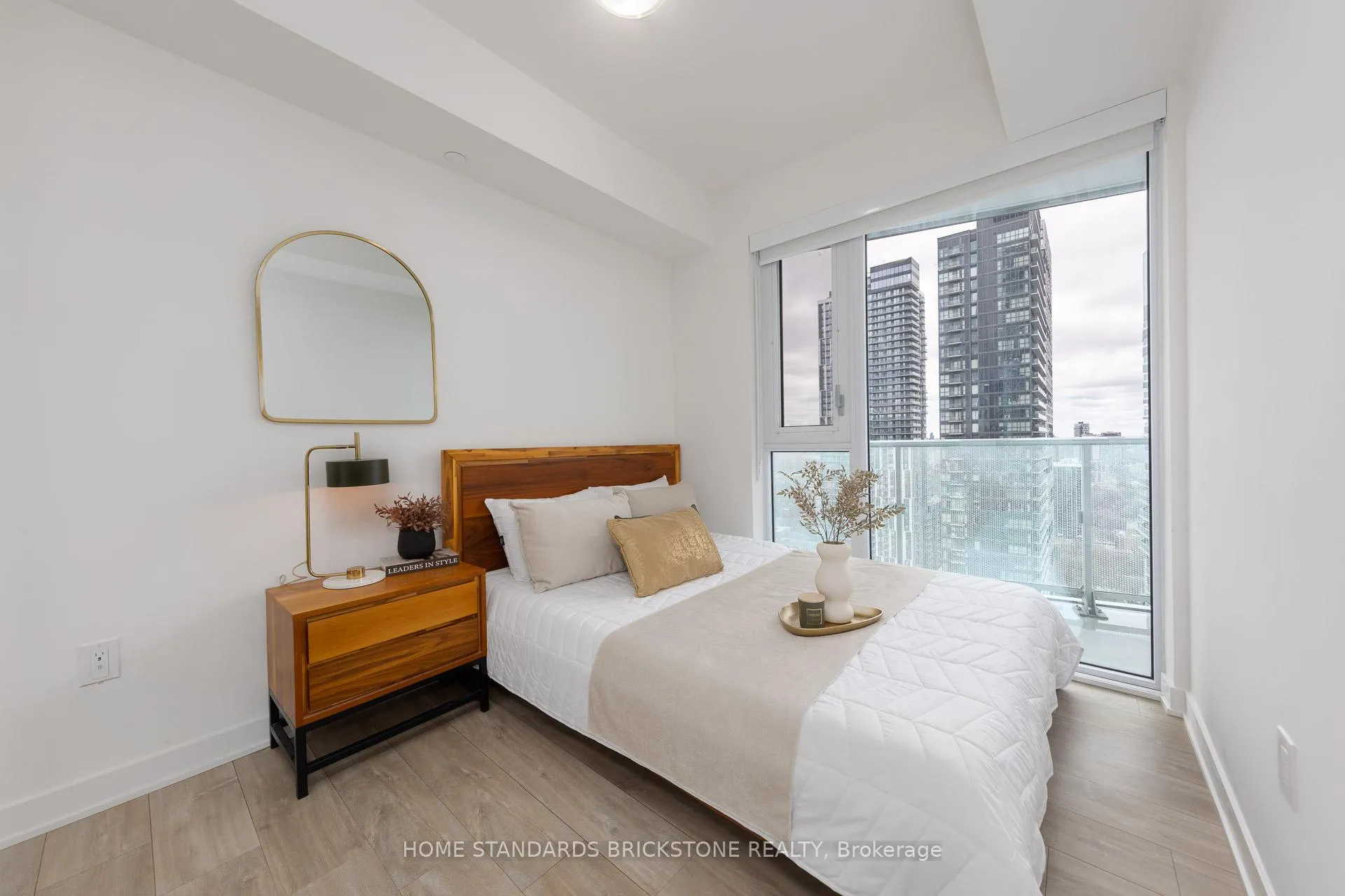 Photo 3 of 100 Dalhousie Street, Toronto, Church-Yonge Corridor — HOMEH