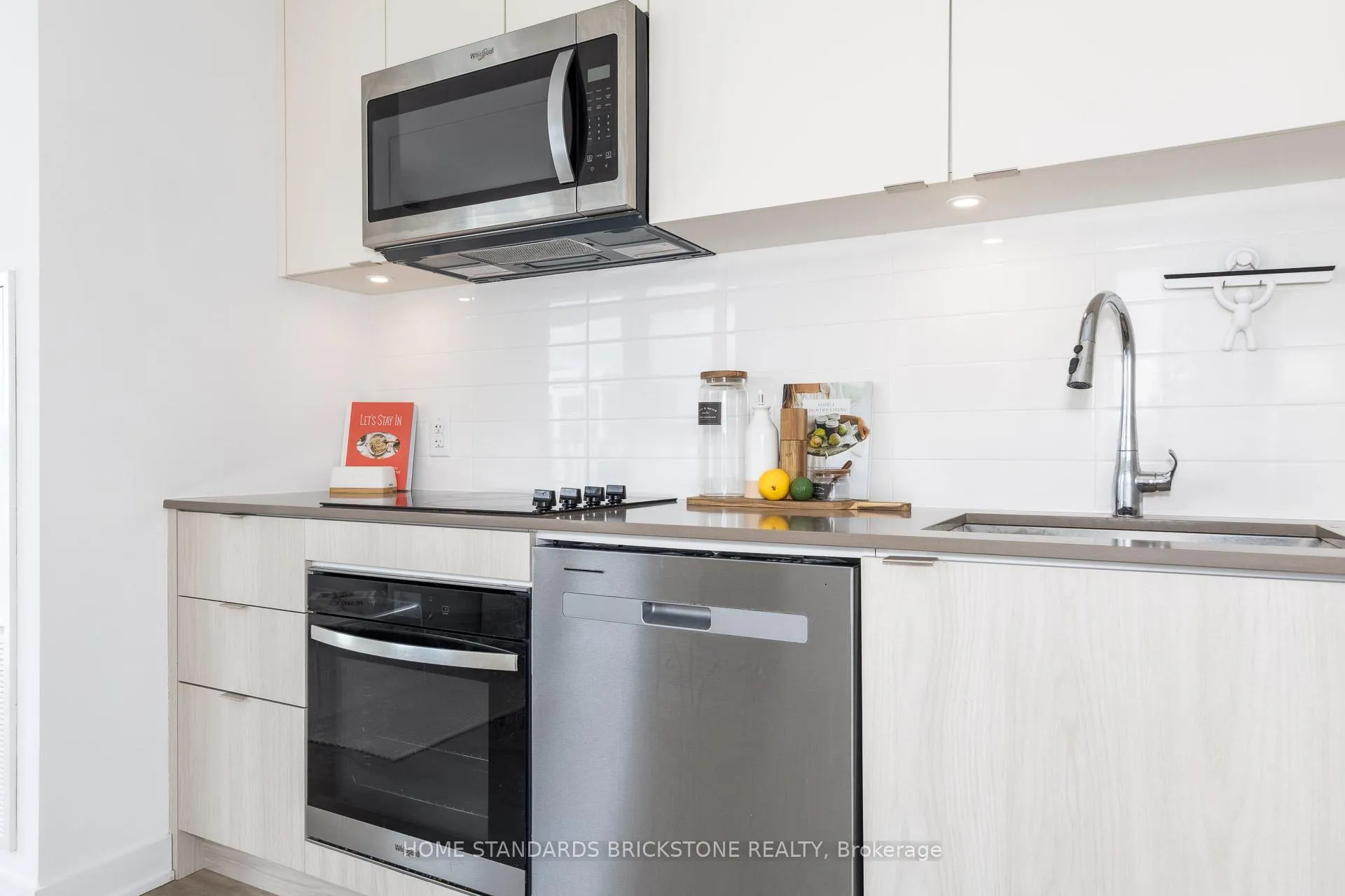 Photo 14 of 100 Dalhousie Street, Toronto, Church-Yonge Corridor — HOMEH