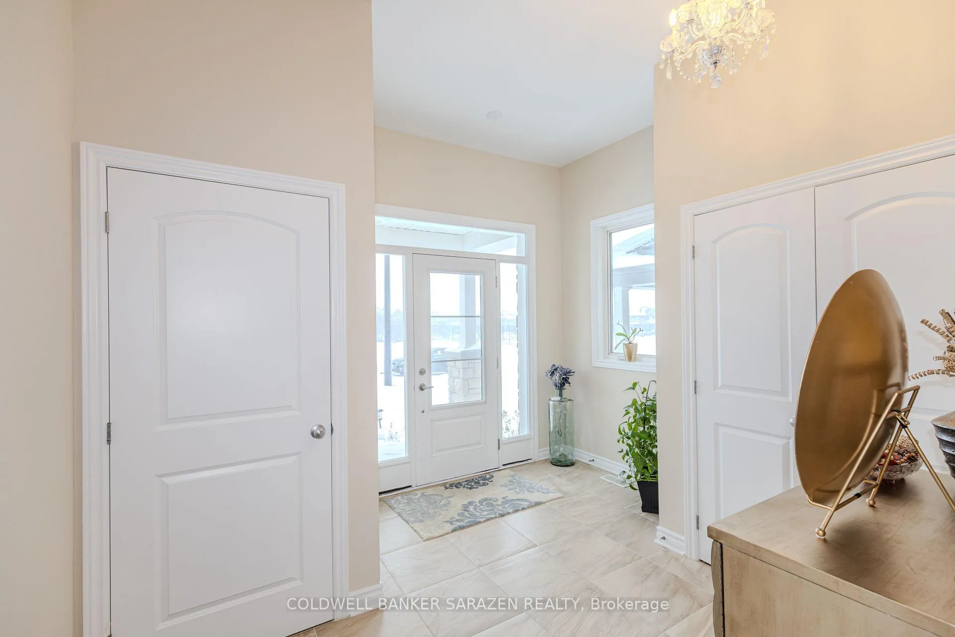 Photo 5 of 942 Guinness Crescent, Ottawa, Barrhaven - Half Moon Bay — HOMEH