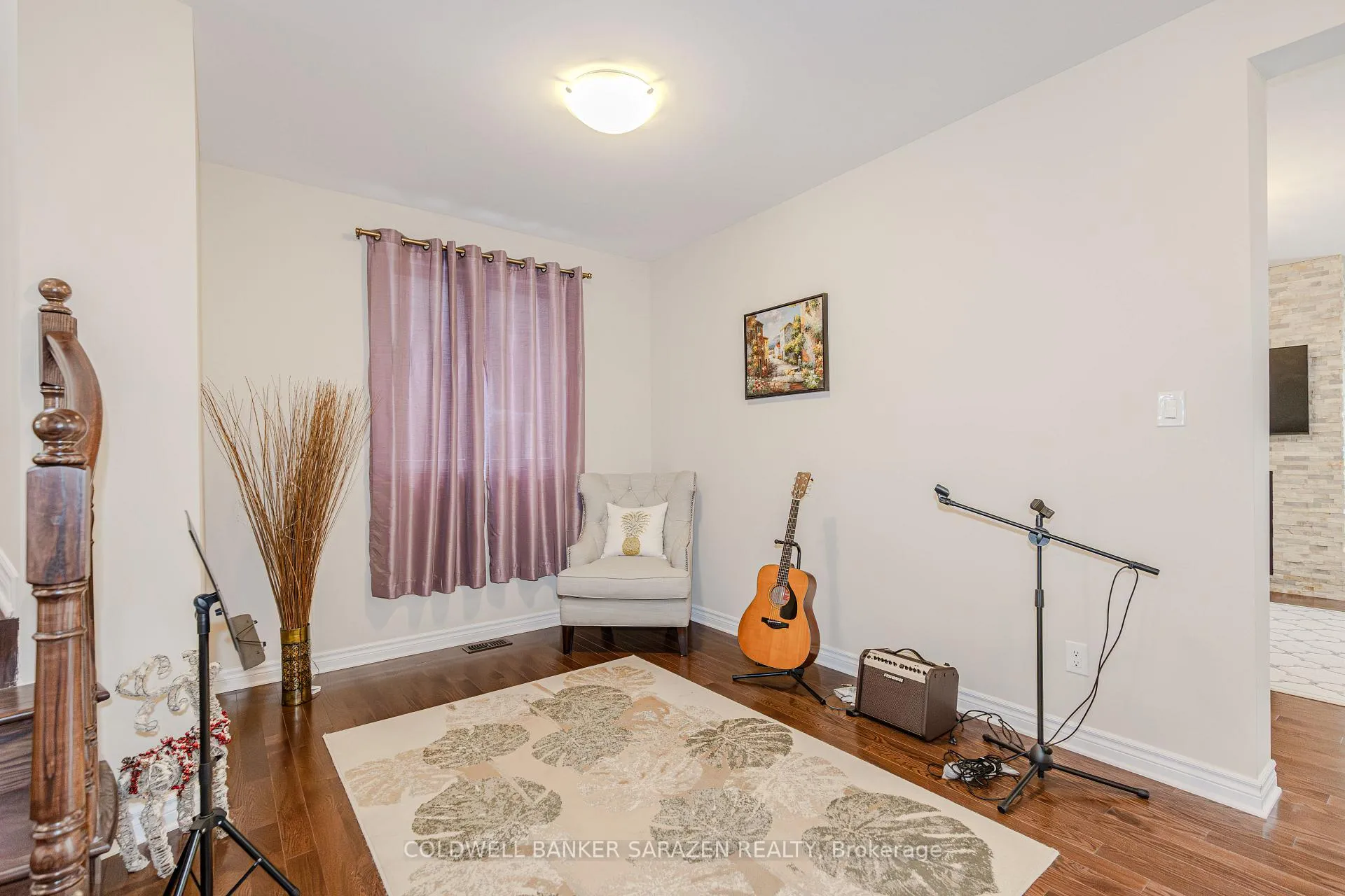 Photo 8 of 942 Guinness Crescent, Ottawa, Barrhaven - Half Moon Bay — HOMEH