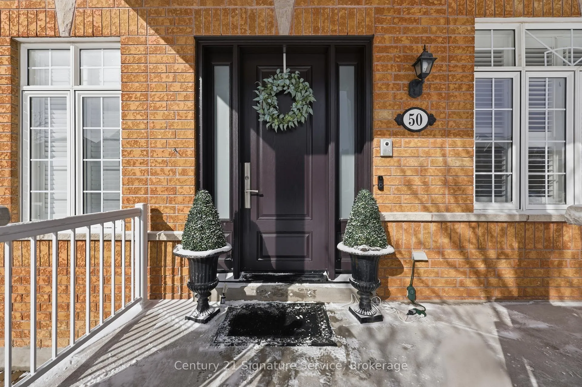 Photo 3 of 50 Chateau Drive, Vaughan, Vellore Village — HOMEH