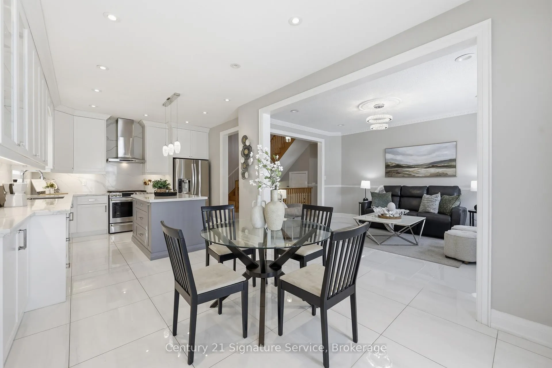 Photo 9 of 50 Chateau Drive, Vaughan, Vellore Village — HOMEH