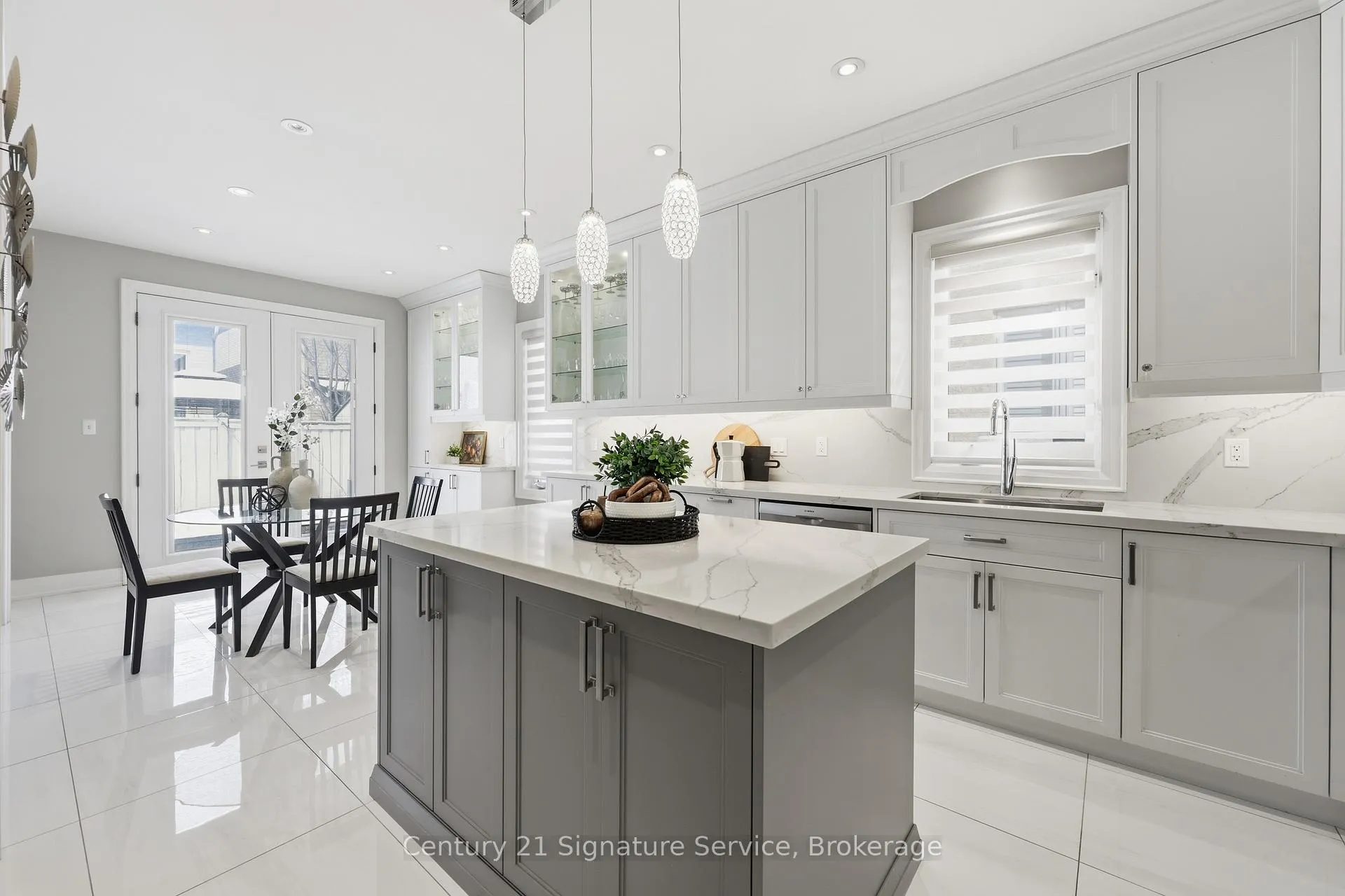 Photo 12 of 50 Chateau Drive, Vaughan, Vellore Village — HOMEH