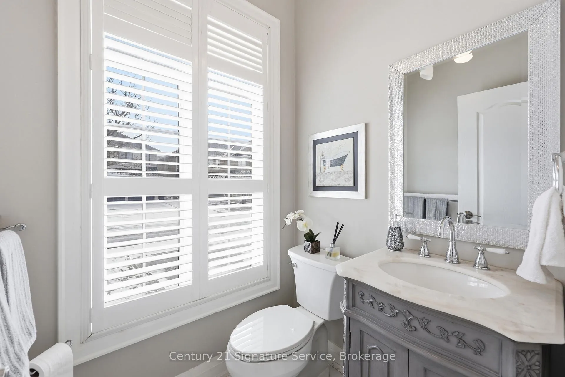Photo 16 of 50 Chateau Drive, Vaughan, Vellore Village — HOMEH
