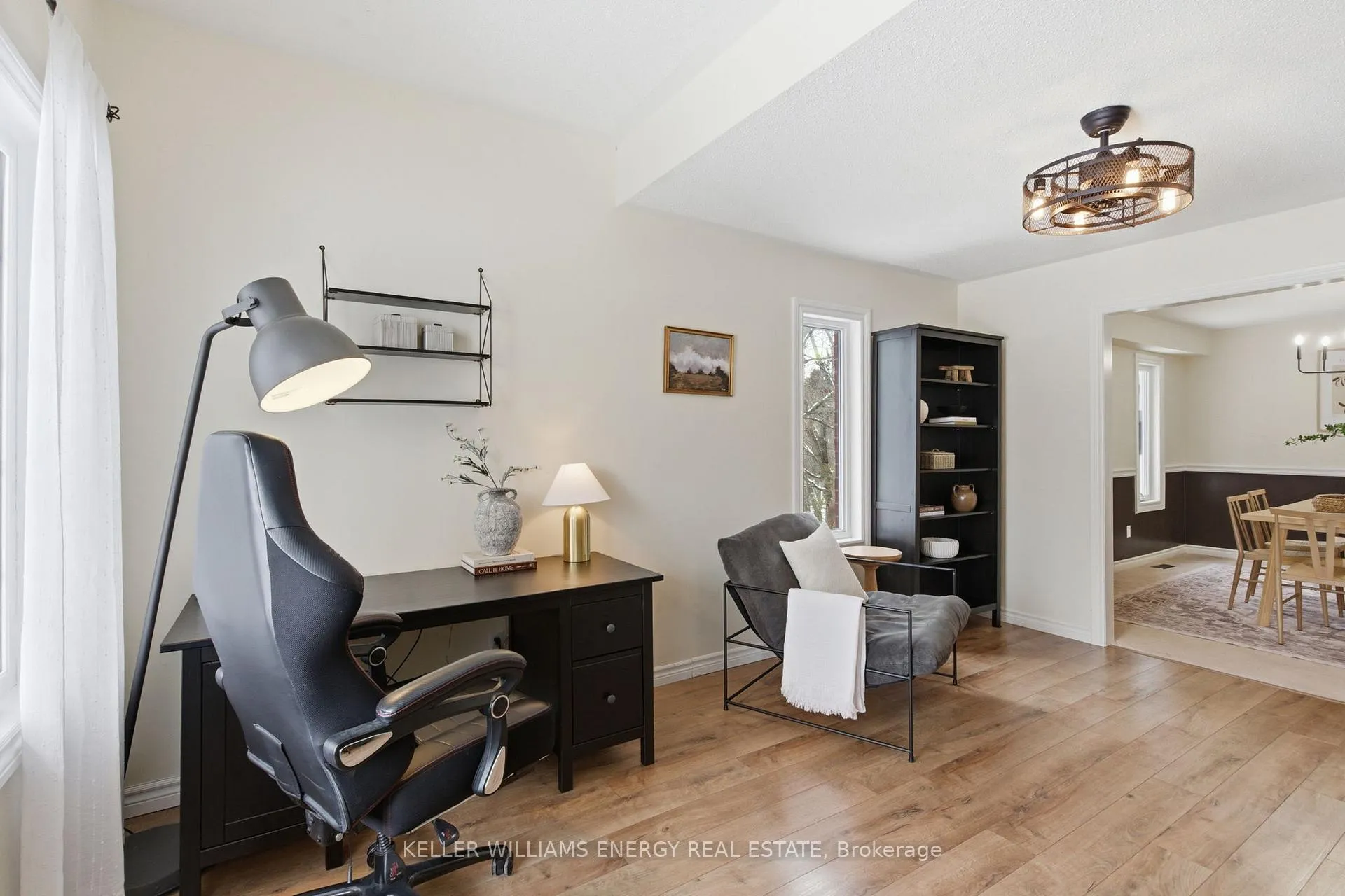 Photo 7 of 105 Guildwood Drive, Clarington, Bowmanville — HOMEH