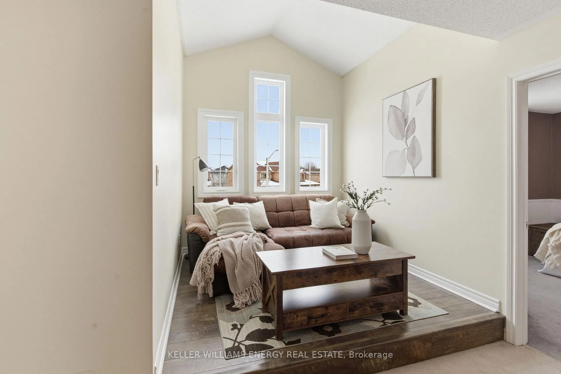 Photo 22 of 105 Guildwood Drive, Clarington, Bowmanville — HOMEH