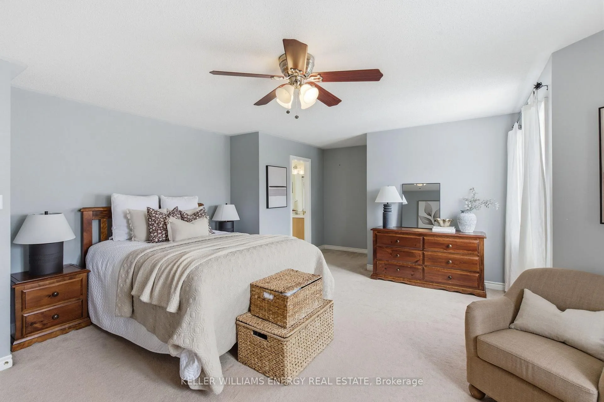 Photo 24 of 105 Guildwood Drive, Clarington, Bowmanville — HOMEH