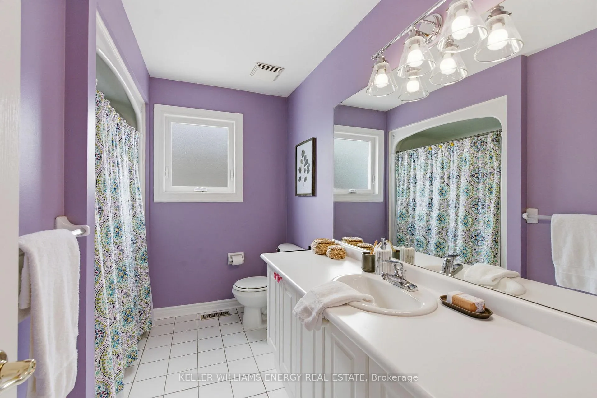 Photo 29 of 105 Guildwood Drive, Clarington, Bowmanville — HOMEH