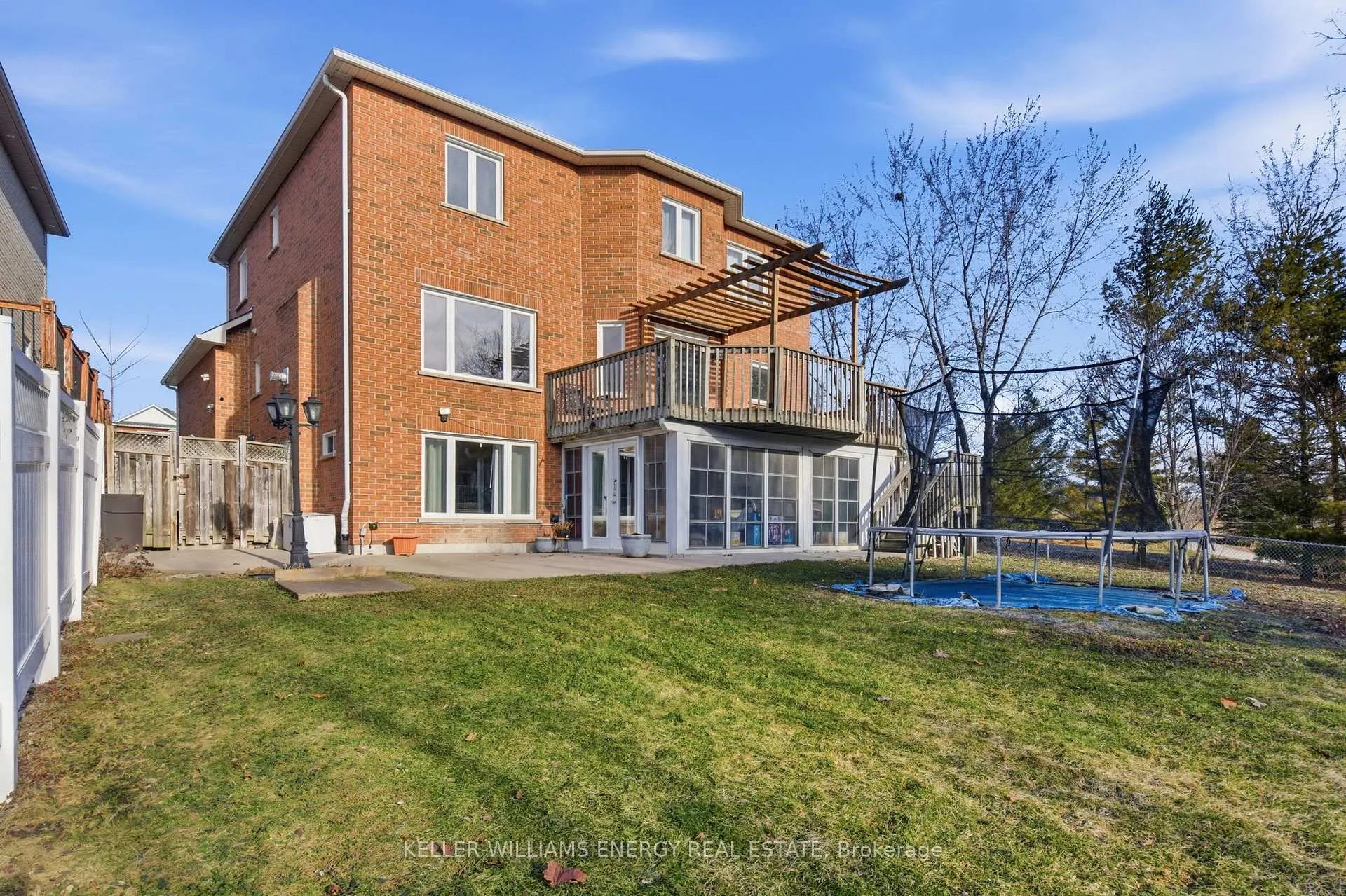 Photo 41 of 105 Guildwood Drive, Clarington, Bowmanville — HOMEH