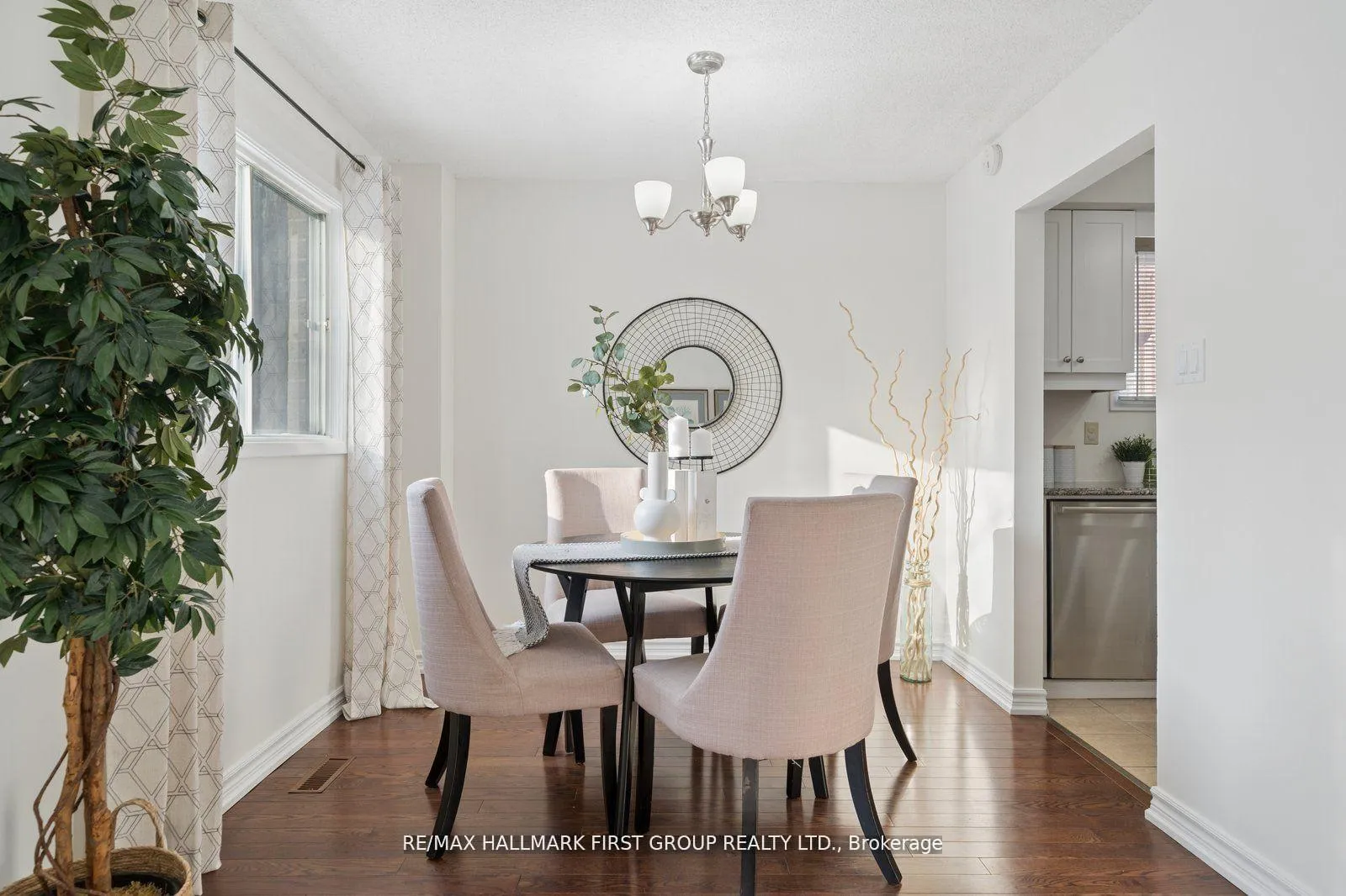Photo 8 of 154 Radford Drive, Ajax, Central West — HOMEH