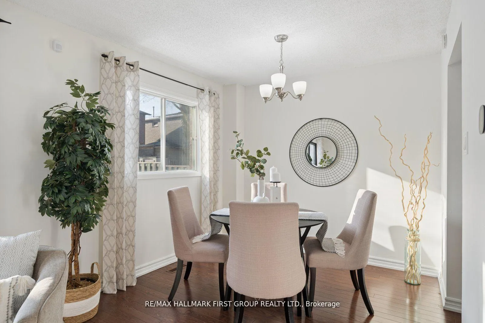 Photo 9 of 154 Radford Drive, Ajax, Central West — HOMEH