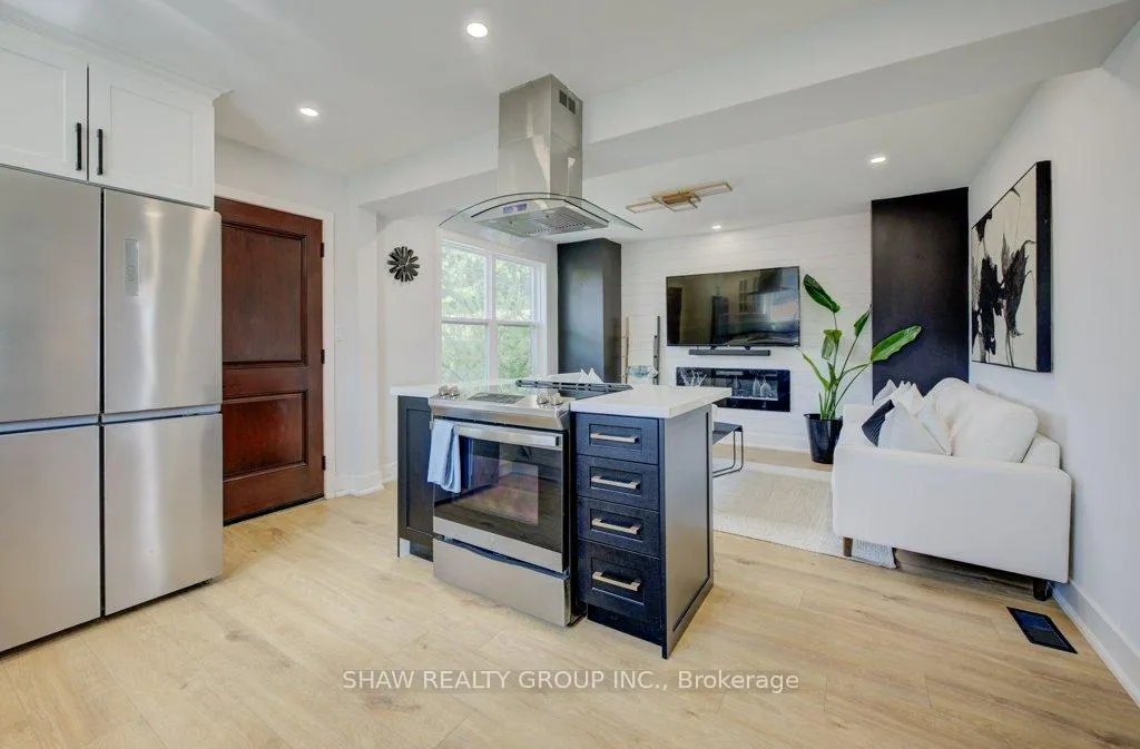 Photo 10 of 28 Barons Avenue S, Hamilton, Bartonville — HOMEH