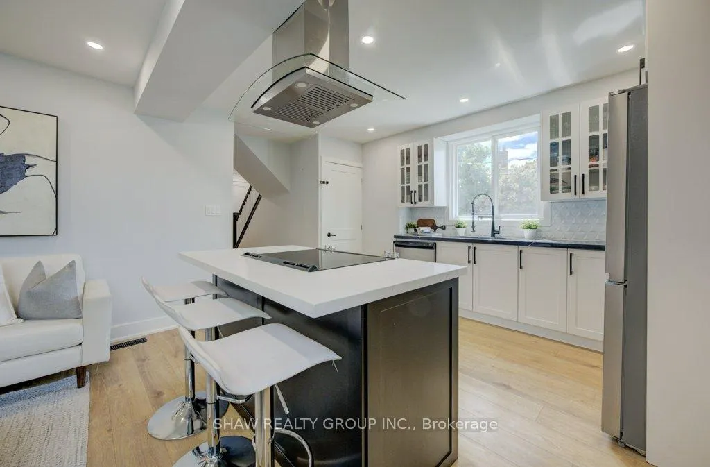 Photo 16 of 28 Barons Avenue S, Hamilton, Bartonville — HOMEH