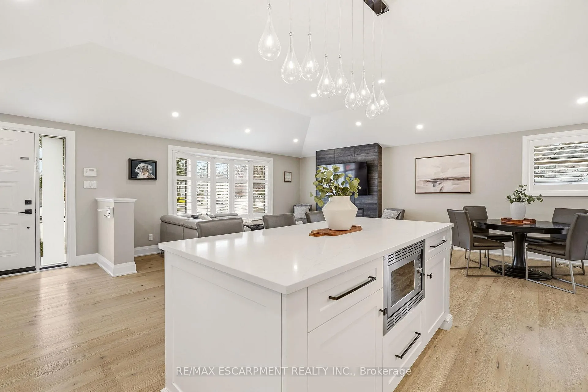 Photo 13 of 688 Mullin Way, Burlington, Appleby — HOMEH