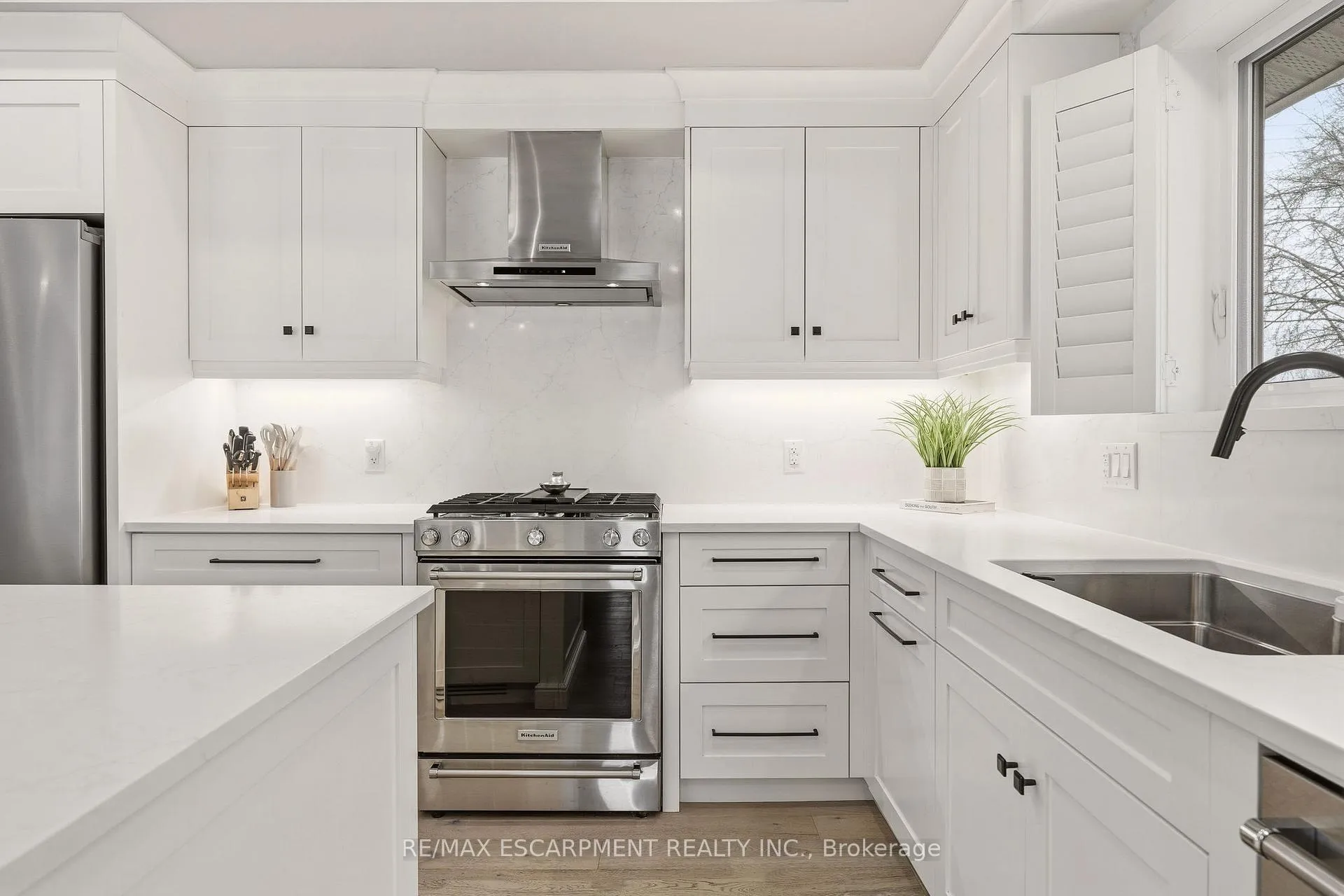 Photo 14 of 688 Mullin Way, Burlington, Appleby — HOMEH