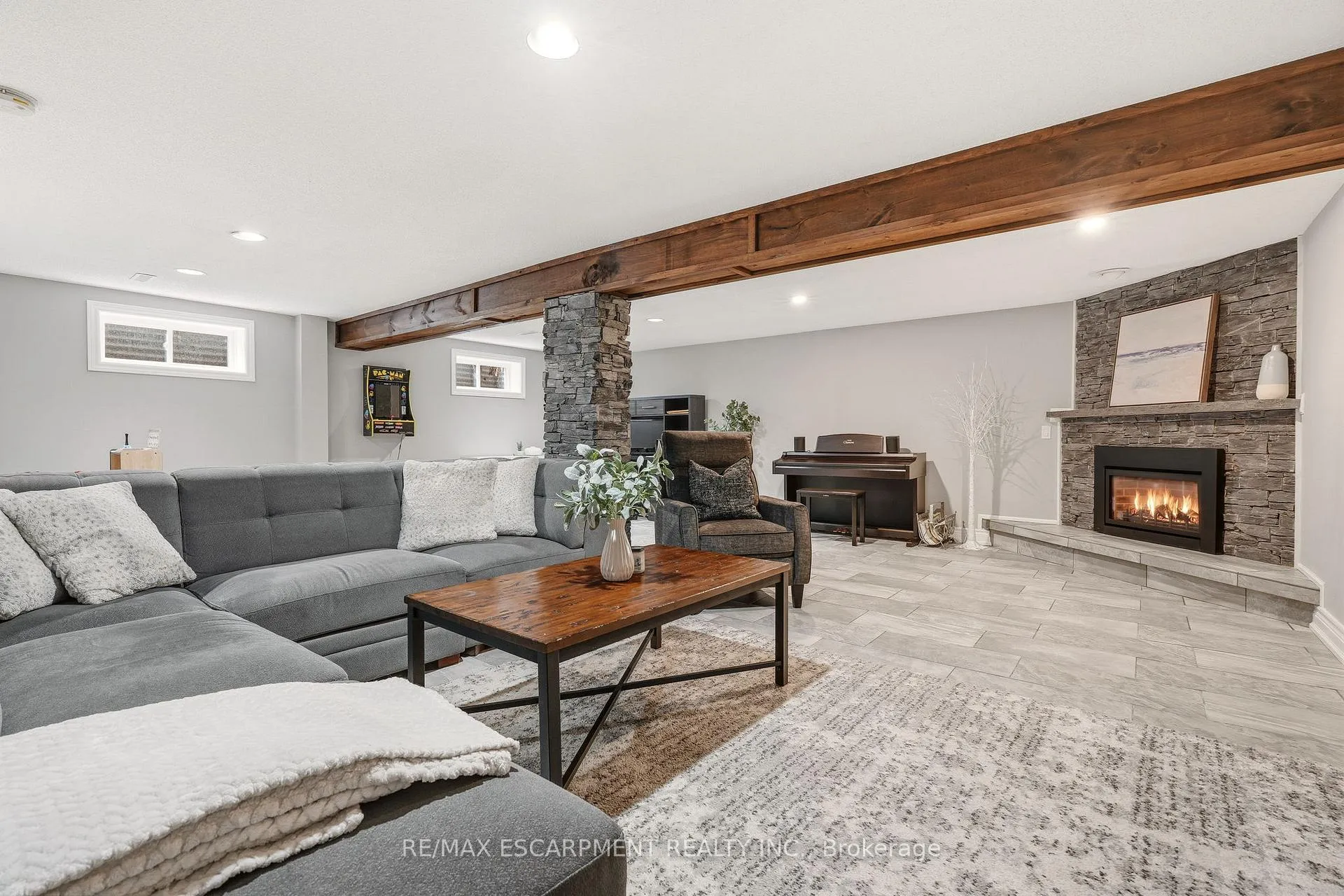 Photo 28 of 688 Mullin Way, Burlington, Appleby — HOMEH