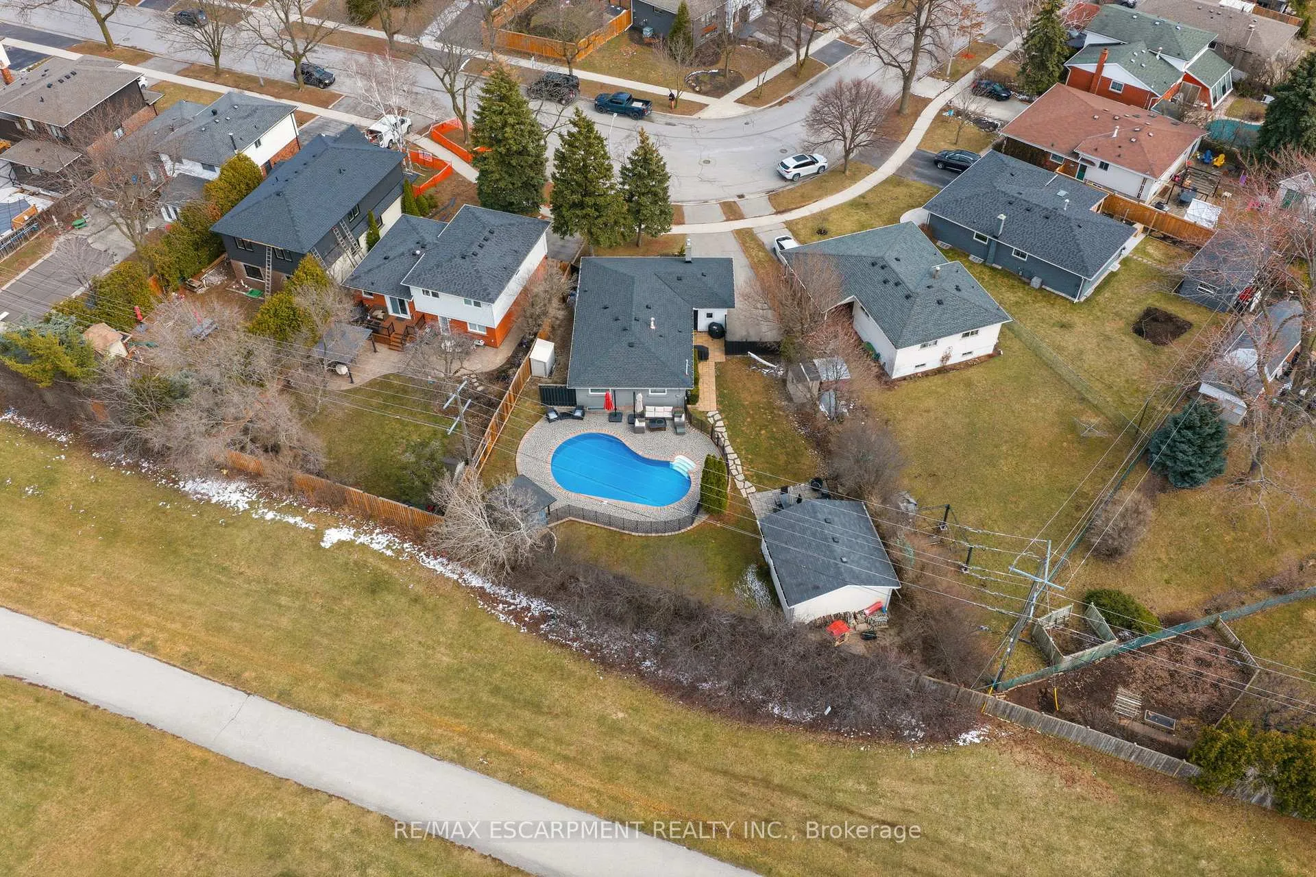 Photo 35 of 688 Mullin Way, Burlington, Appleby — HOMEH
