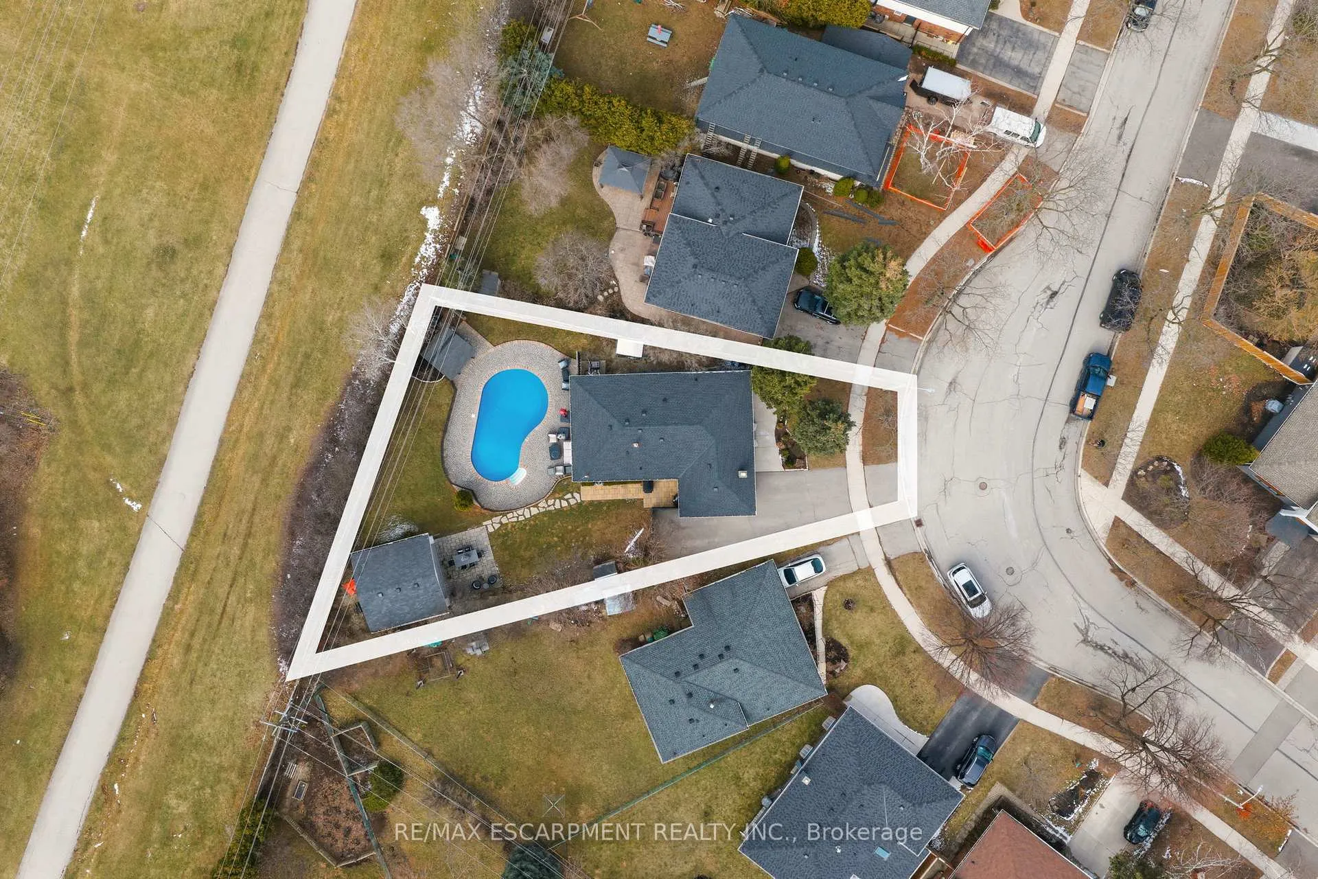 Photo 36 of 688 Mullin Way, Burlington, Appleby — HOMEH