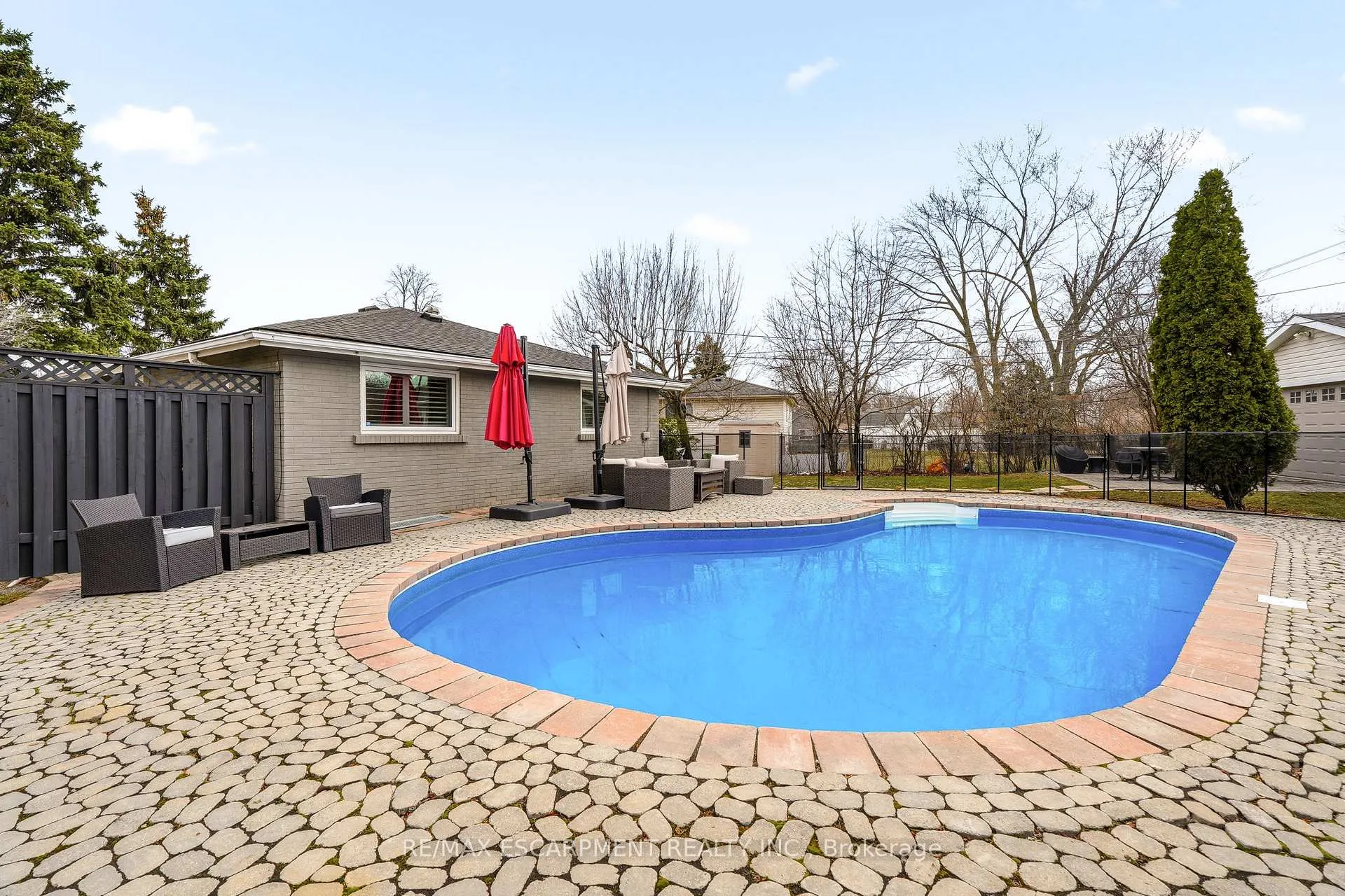 Photo 39 of 688 Mullin Way, Burlington, Appleby — HOMEH