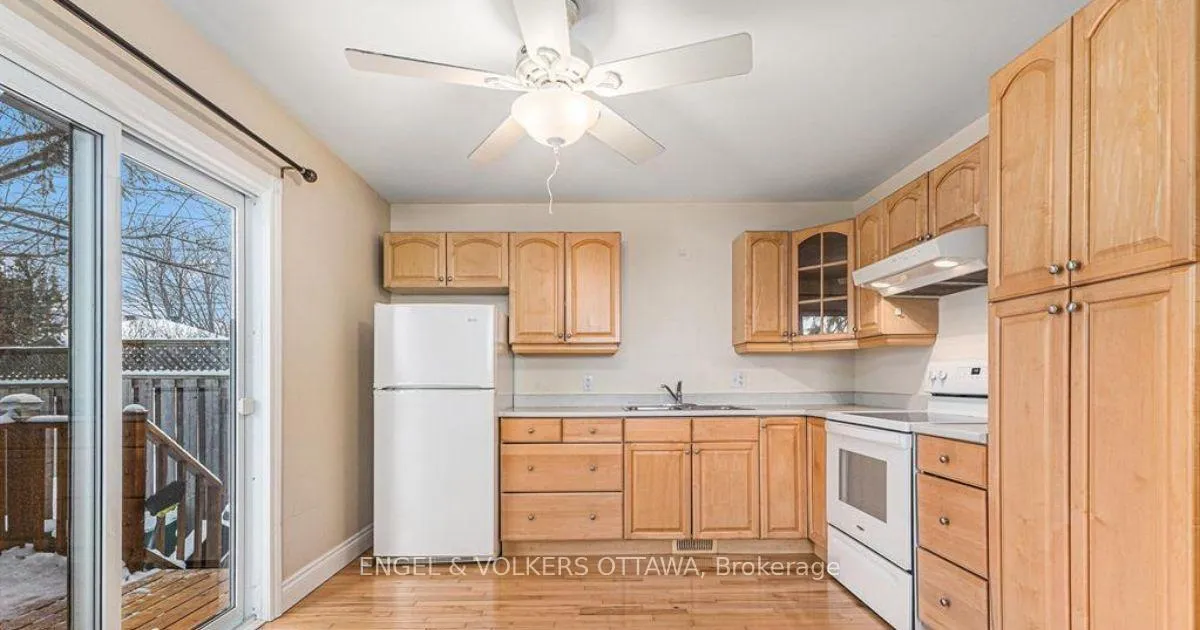 Photo 4 of Unit B, 668 Chapman Boulevard, Ottawa, Elmvale Acres — HOMEH