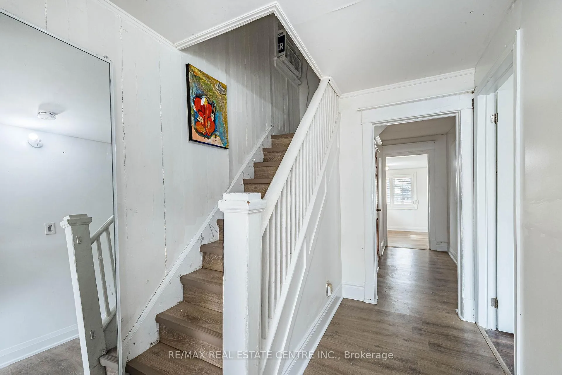 Photo 4 of 18 Hillcrest Avenue, Brampton, Queen Street Corridor — HOMEH