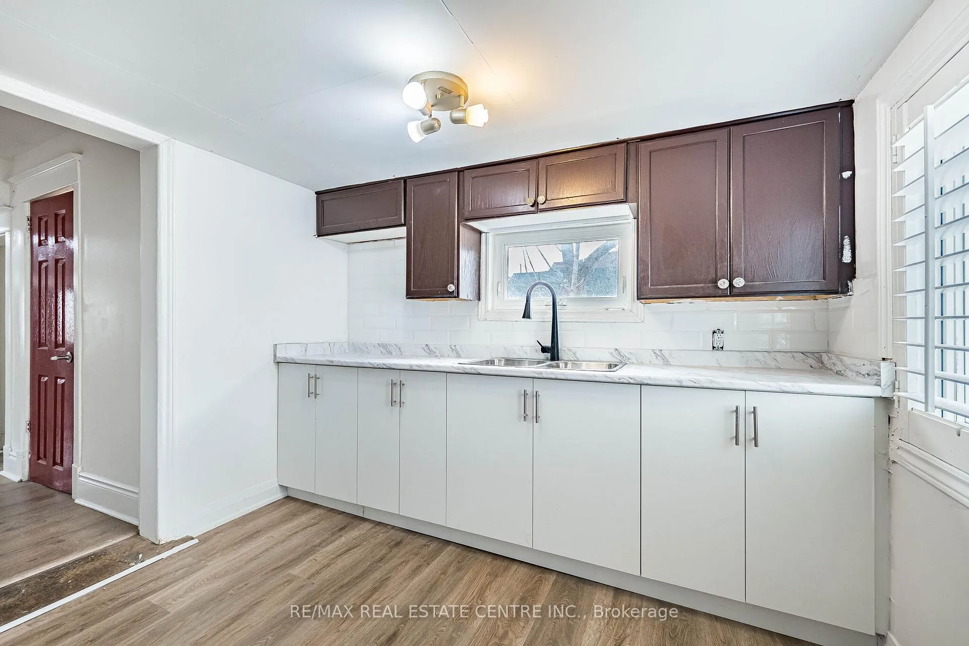 Photo 9 of 18 Hillcrest Avenue, Brampton, Queen Street Corridor — HOMEH