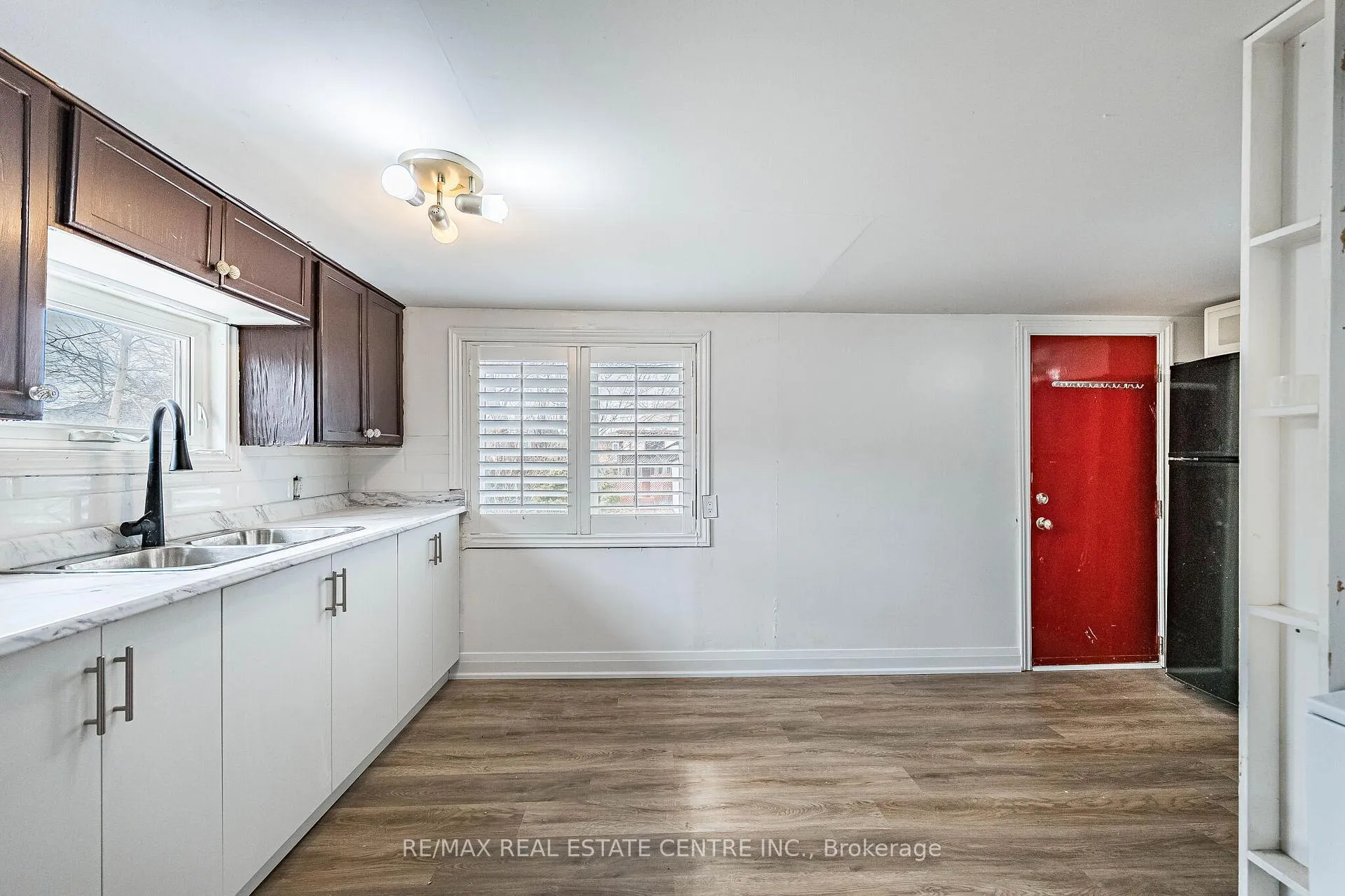 Photo 11 of 18 Hillcrest Avenue, Brampton, Queen Street Corridor — HOMEH