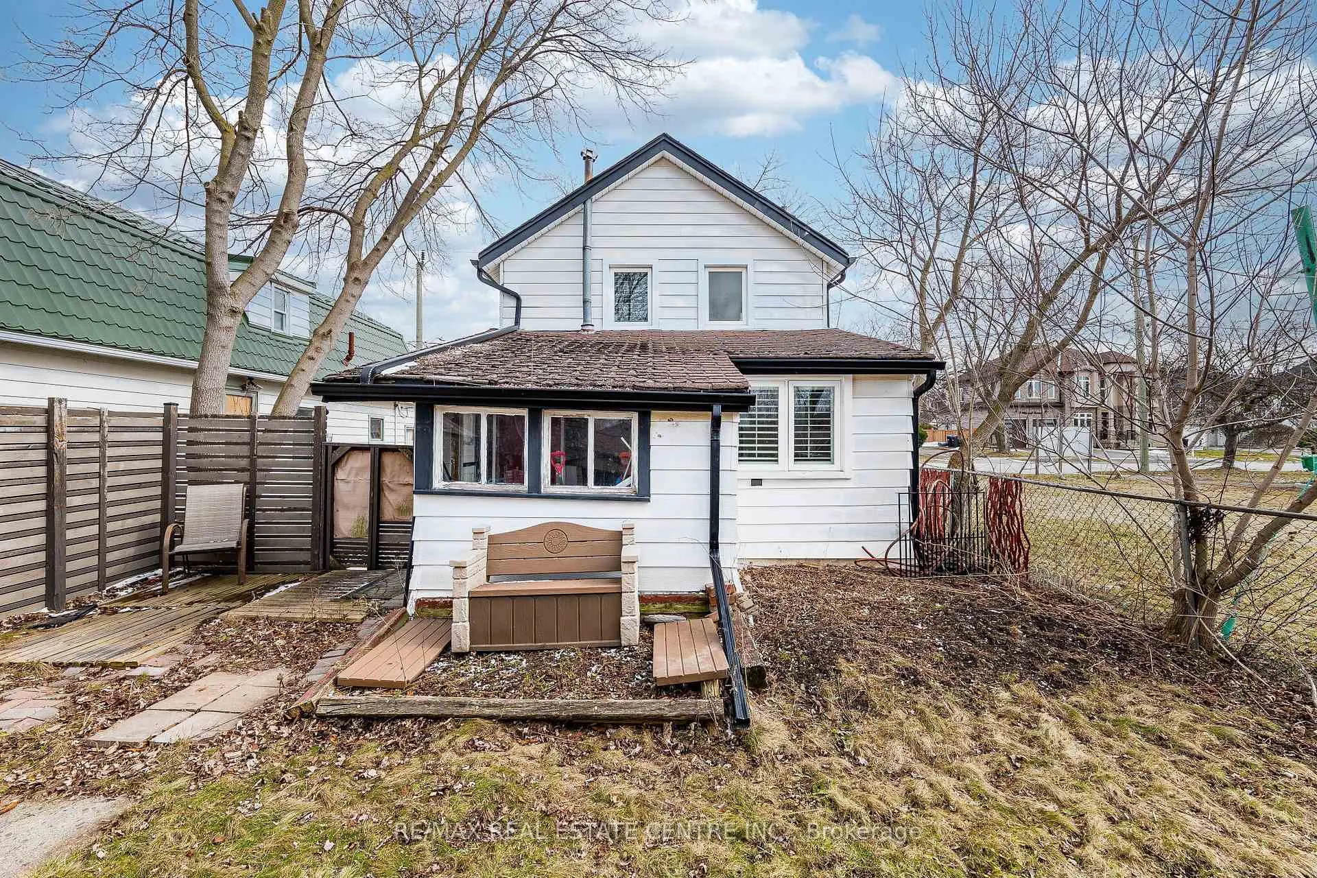 Photo 34 of 18 Hillcrest Avenue, Brampton, Queen Street Corridor — HOMEH