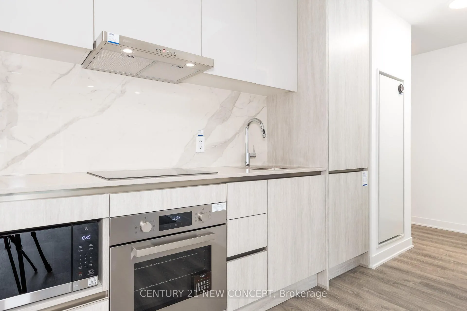 Photo 11 of Unit 3012, 180 Front Street E, Toronto, Moss Park — HOMEH