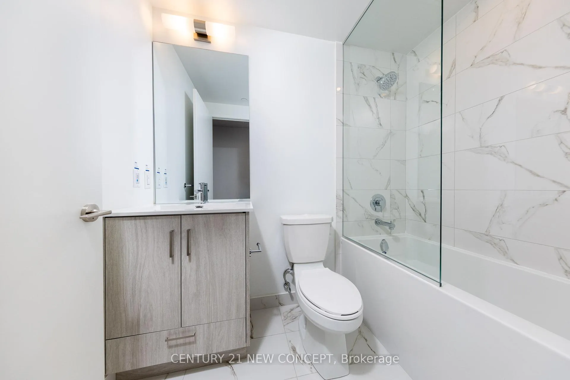 Photo 16 of Unit 3012, 180 Front Street E, Toronto, Moss Park — HOMEH