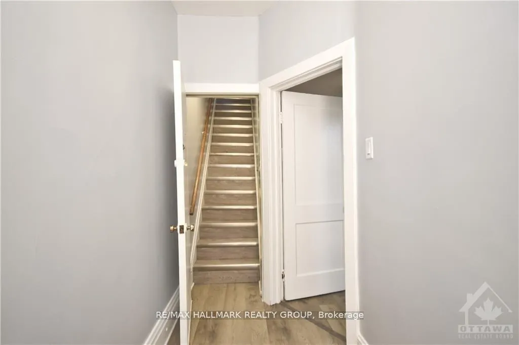 Photo 6 of Unit 2, 15 Marier Avenue, Ottawa, Vanier — HOMEH