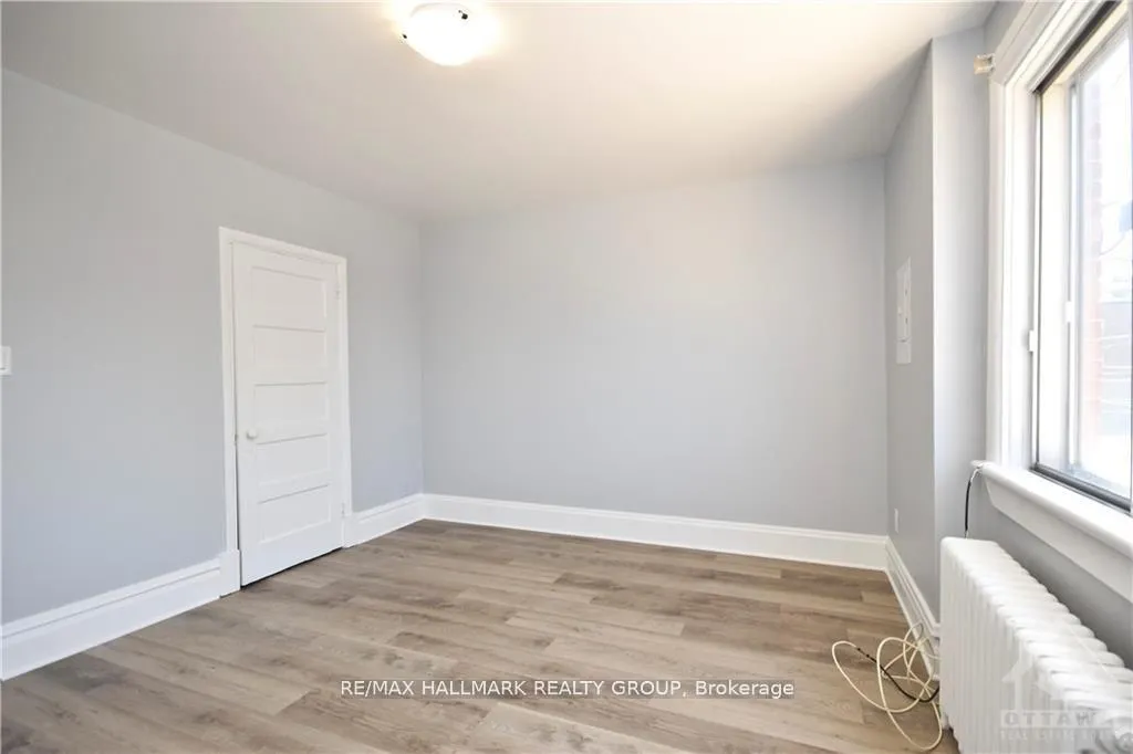 Photo 11 of Unit 2, 15 Marier Avenue, Ottawa, Vanier — HOMEH