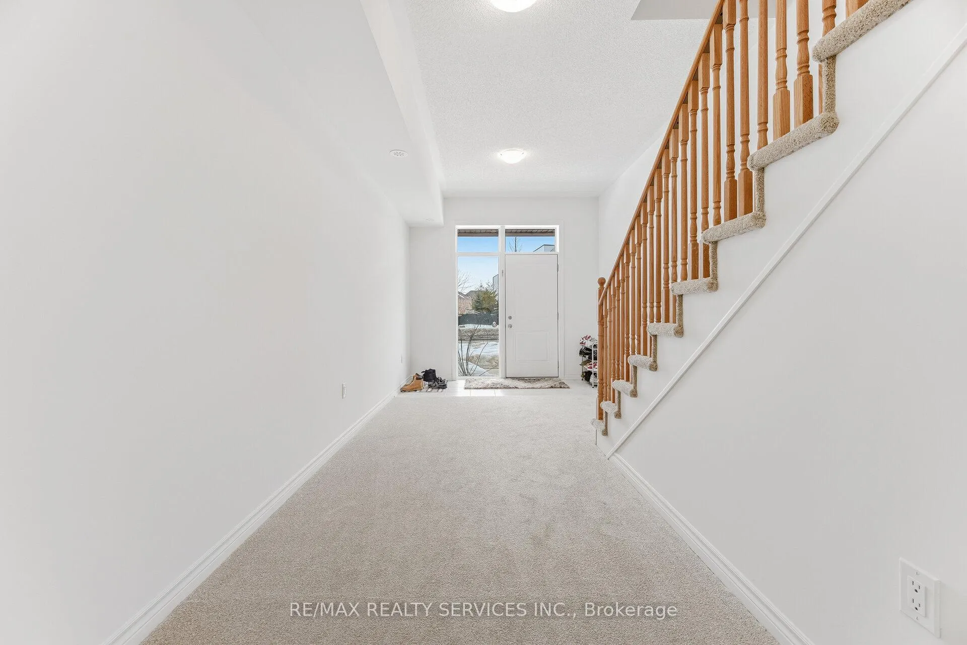 Photo 12 of 435 Dougall Avenue, Caledon, Rural Caledon — HOMEH