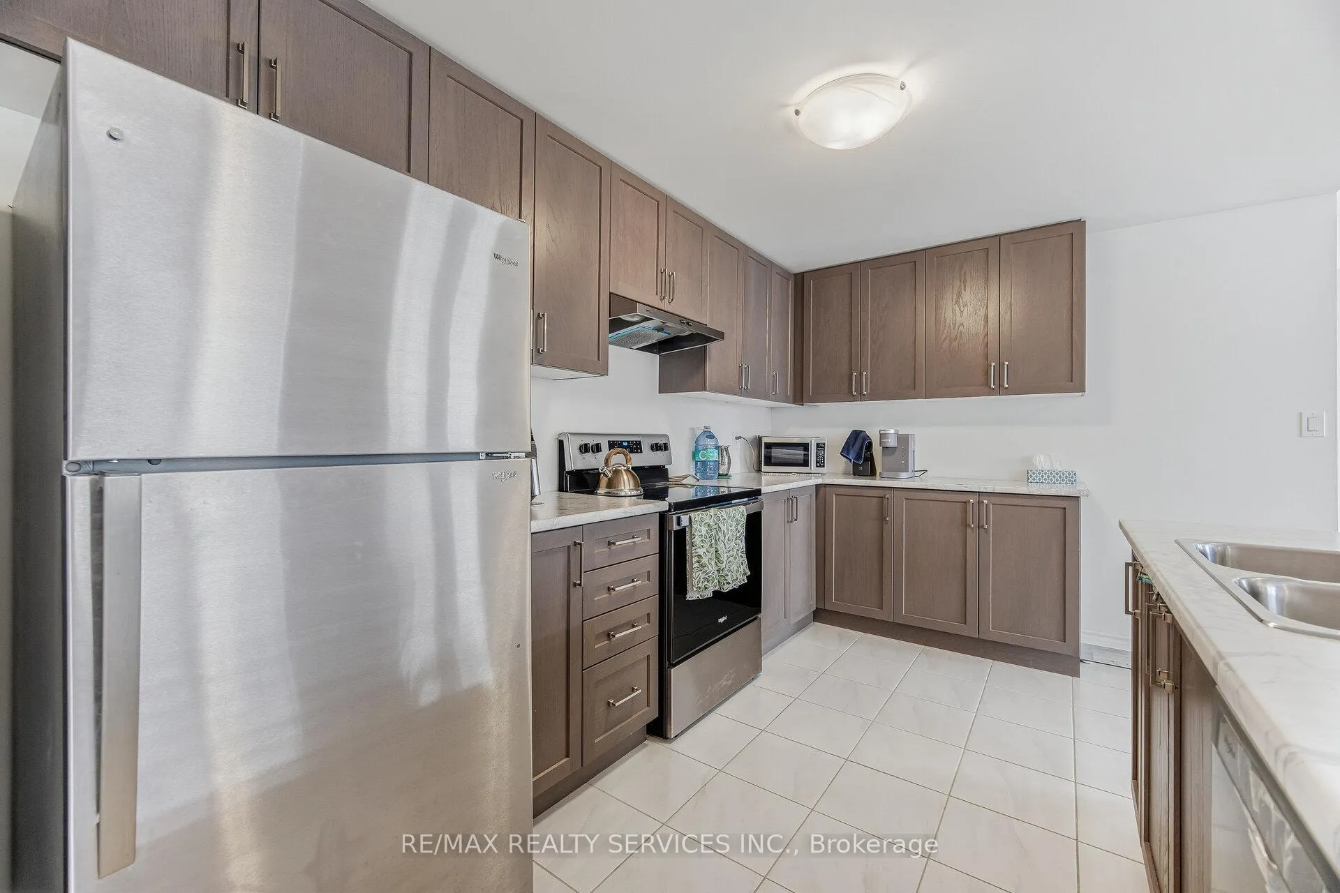Photo 20 of 435 Dougall Avenue, Caledon, Rural Caledon — HOMEH