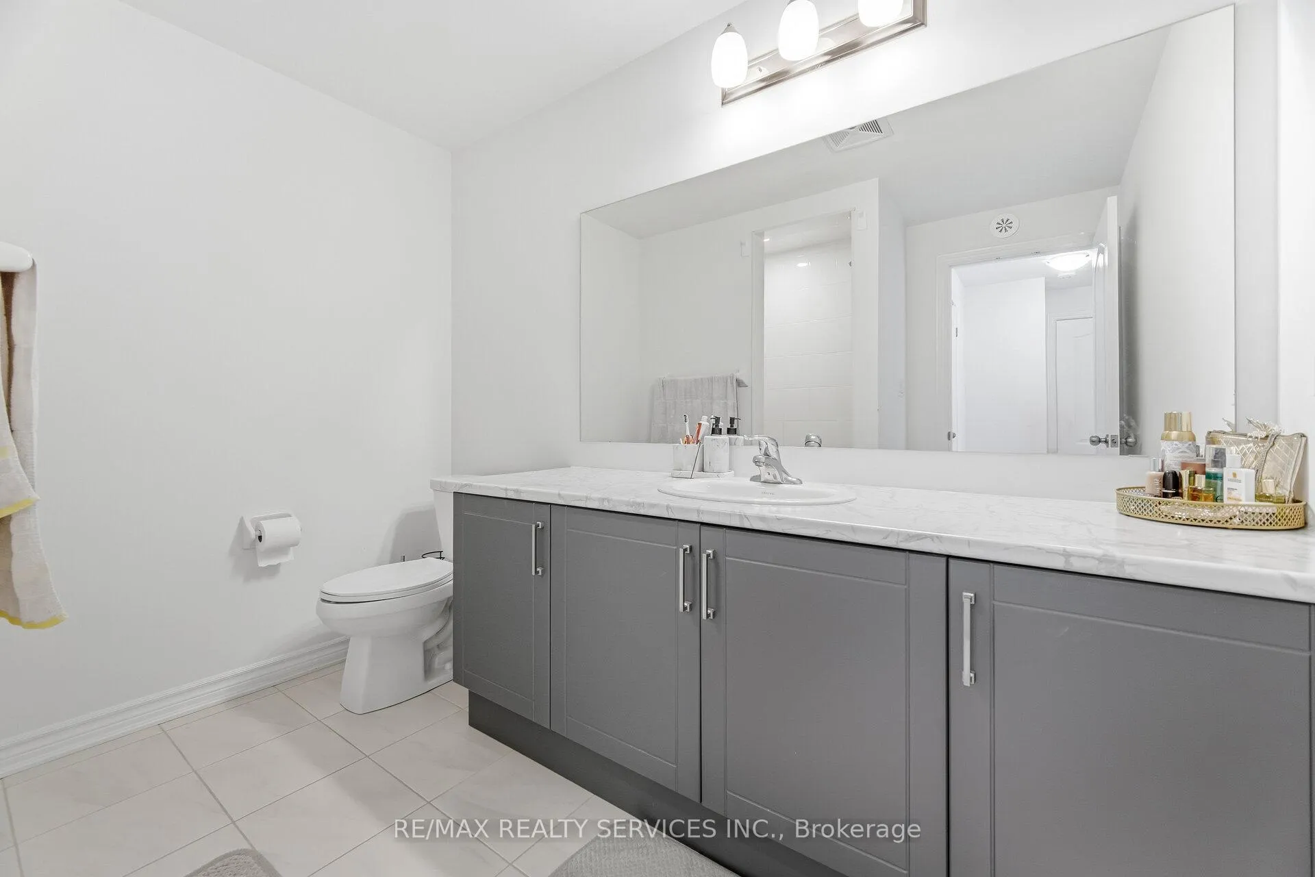 Photo 27 of 435 Dougall Avenue, Caledon, Rural Caledon — HOMEH