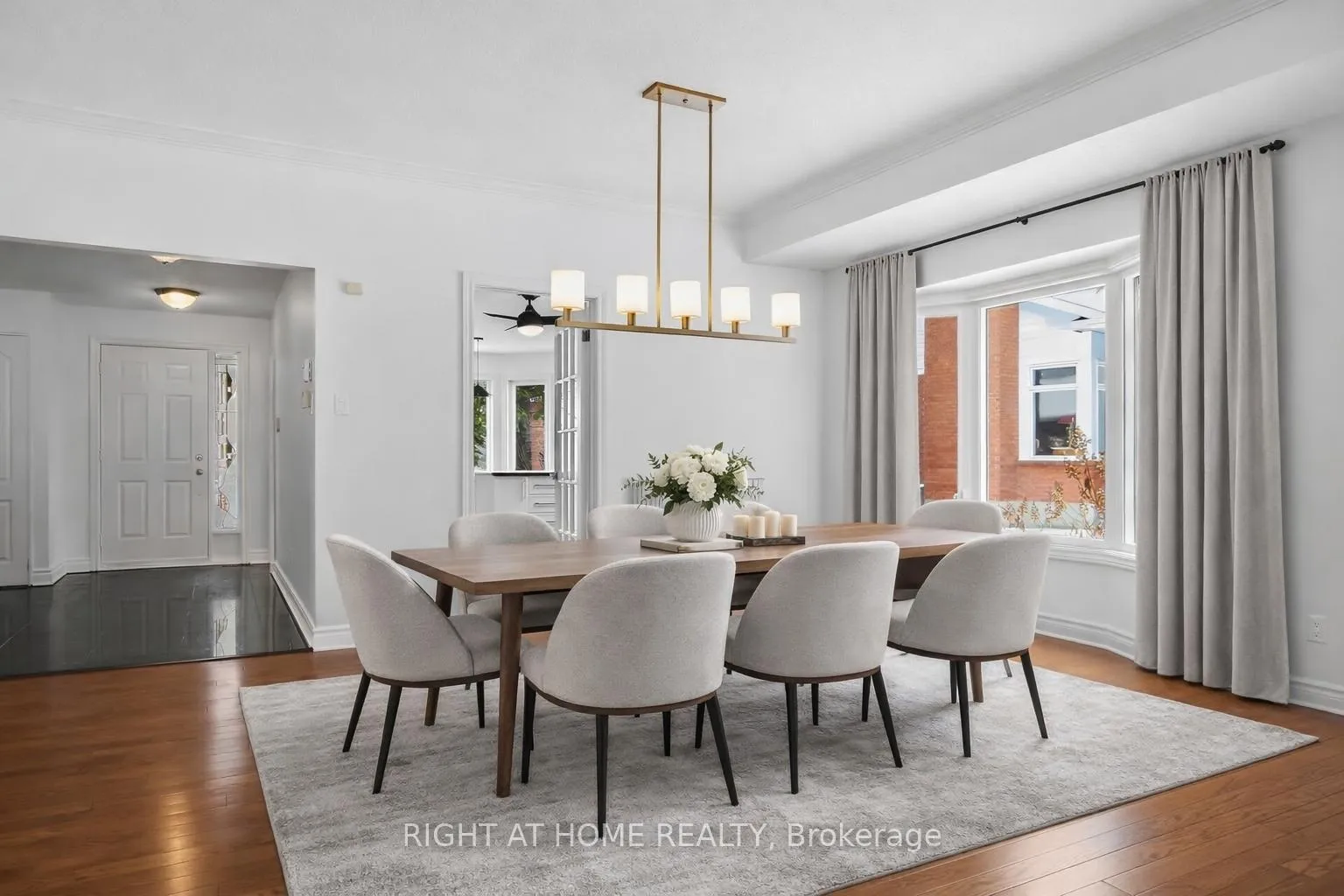 Photo 10 of 100 Darlington Private, Ottawa, Hunt Club/Western Community — HOMEH