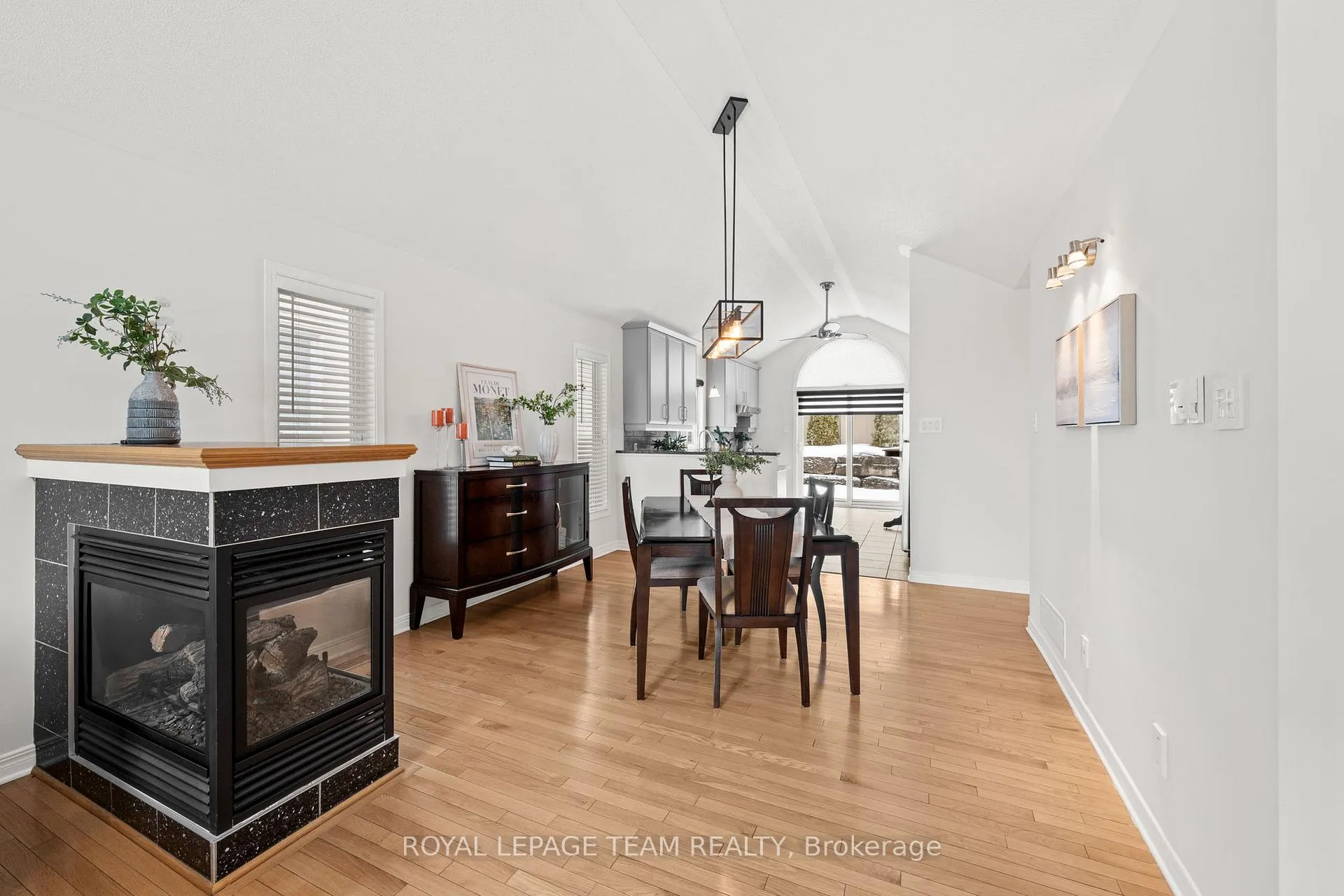 Photo 15 of 97 Lloydalex Crescent, Ottawa, Stittsville (North) — HOMEH