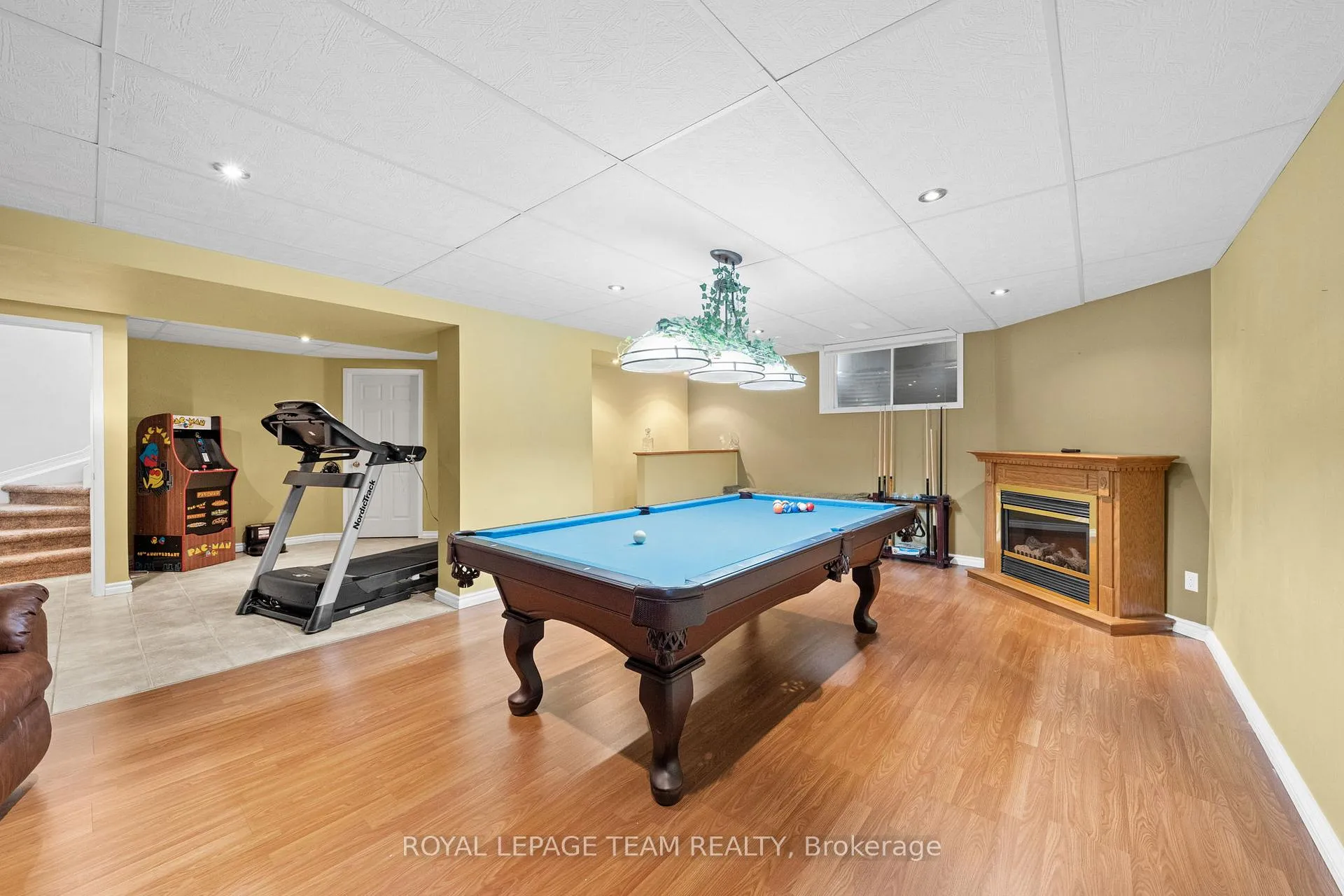 Photo 41 of 97 Lloydalex Crescent, Ottawa, Stittsville (North) — HOMEH