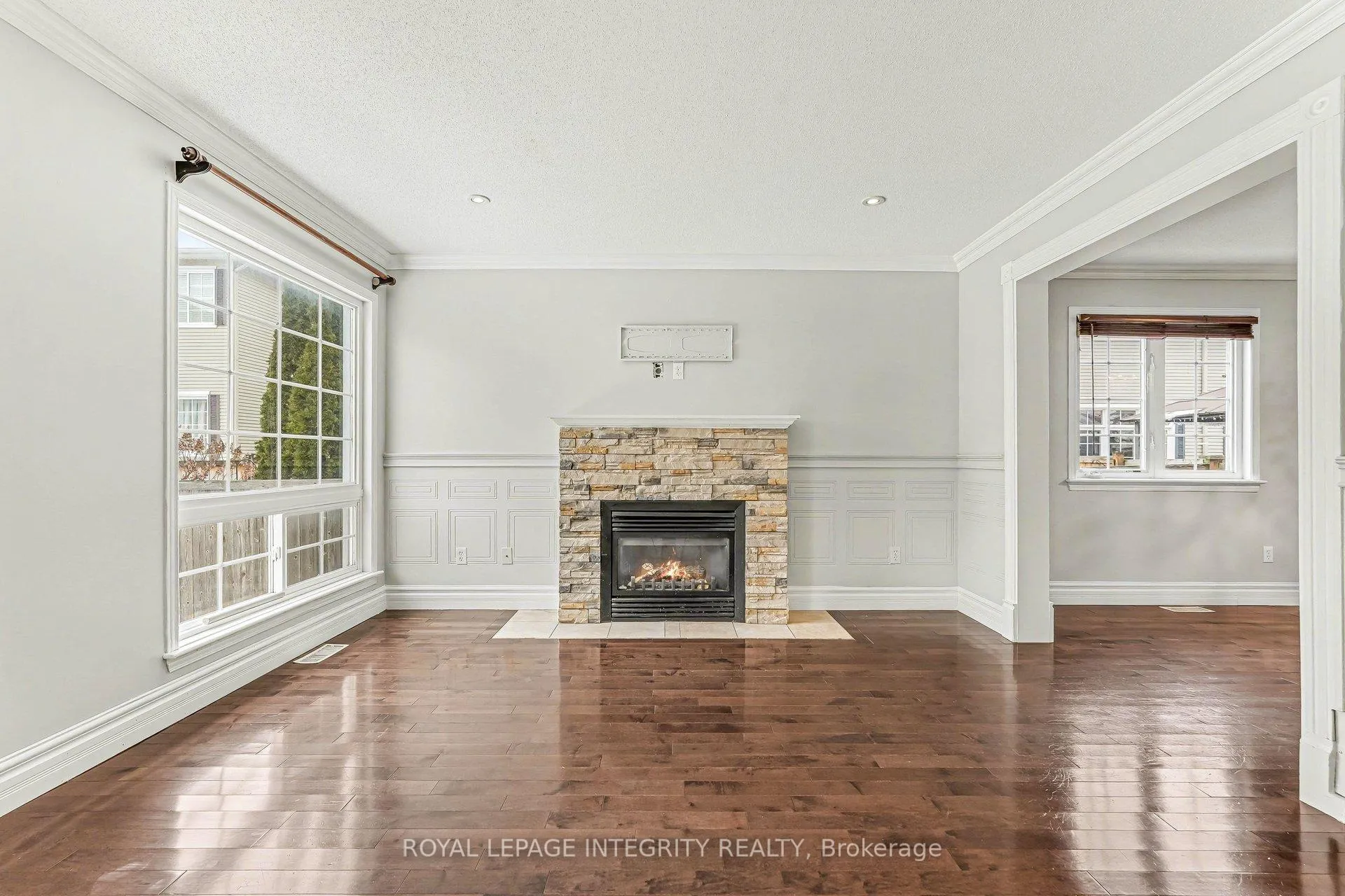 Photo 10 of 429 Ashbourne Crescent, Ottawa, Barrhaven - Stonebridge — HOMEH