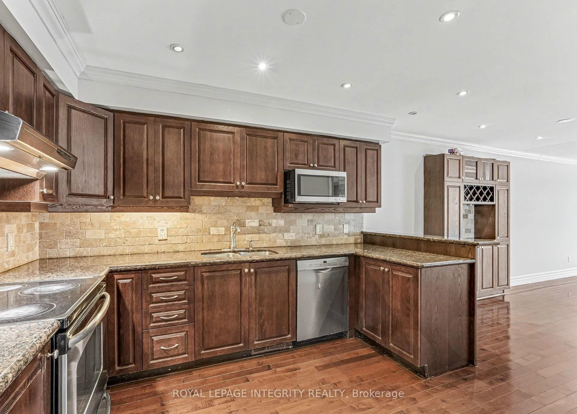 Photo 13 of 429 Ashbourne Crescent, Ottawa, Barrhaven - Stonebridge — HOMEH