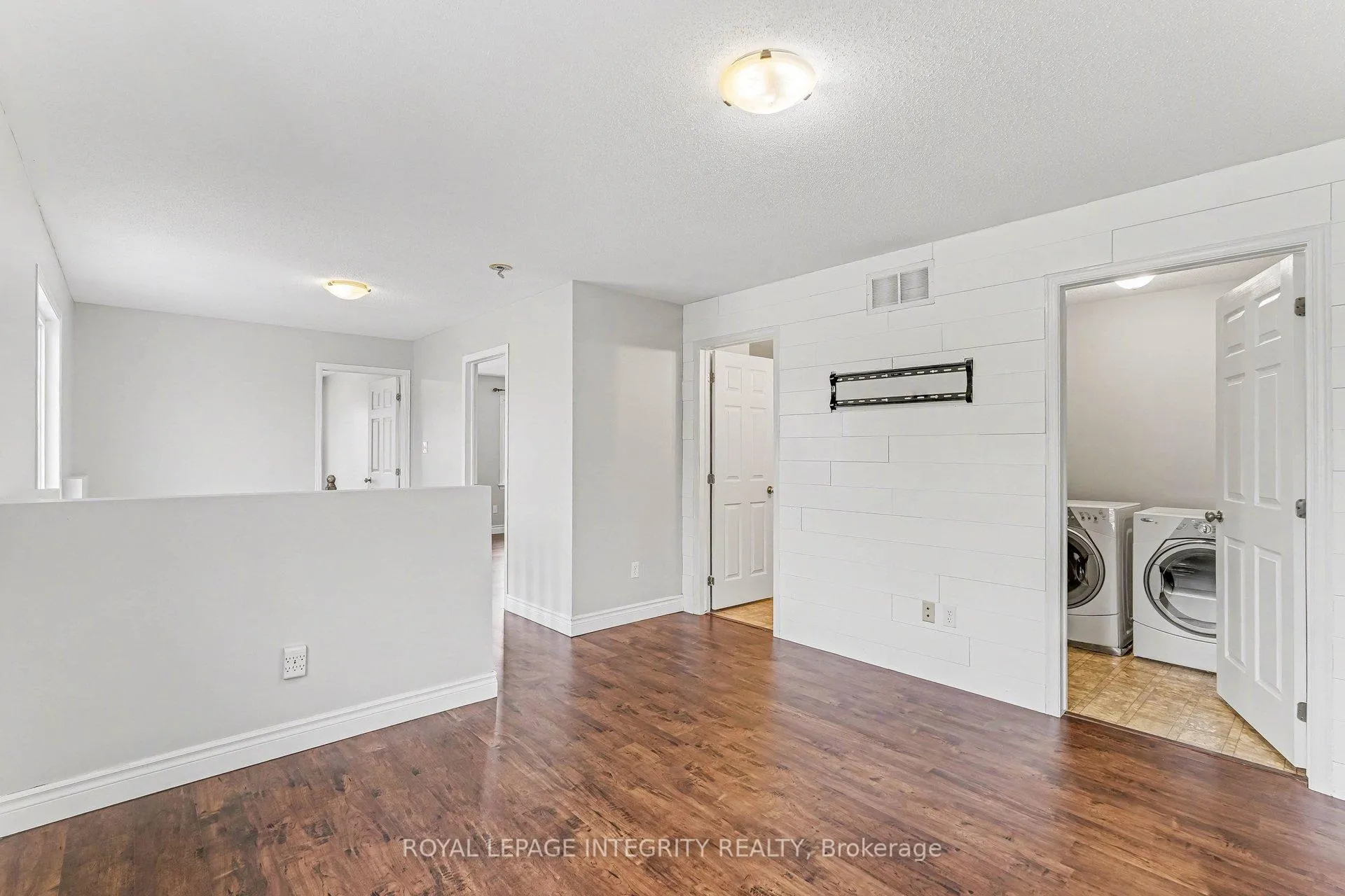 Photo 17 of 429 Ashbourne Crescent, Ottawa, Barrhaven - Stonebridge — HOMEH