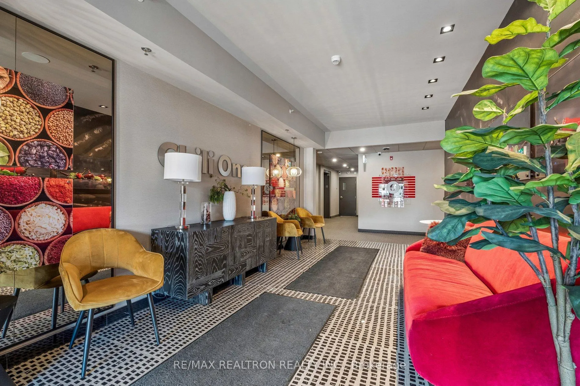 Photo 7 of Unit 311, 10 Culinary Lane, Barrie, Rural Barrie Southeast — HOMEH